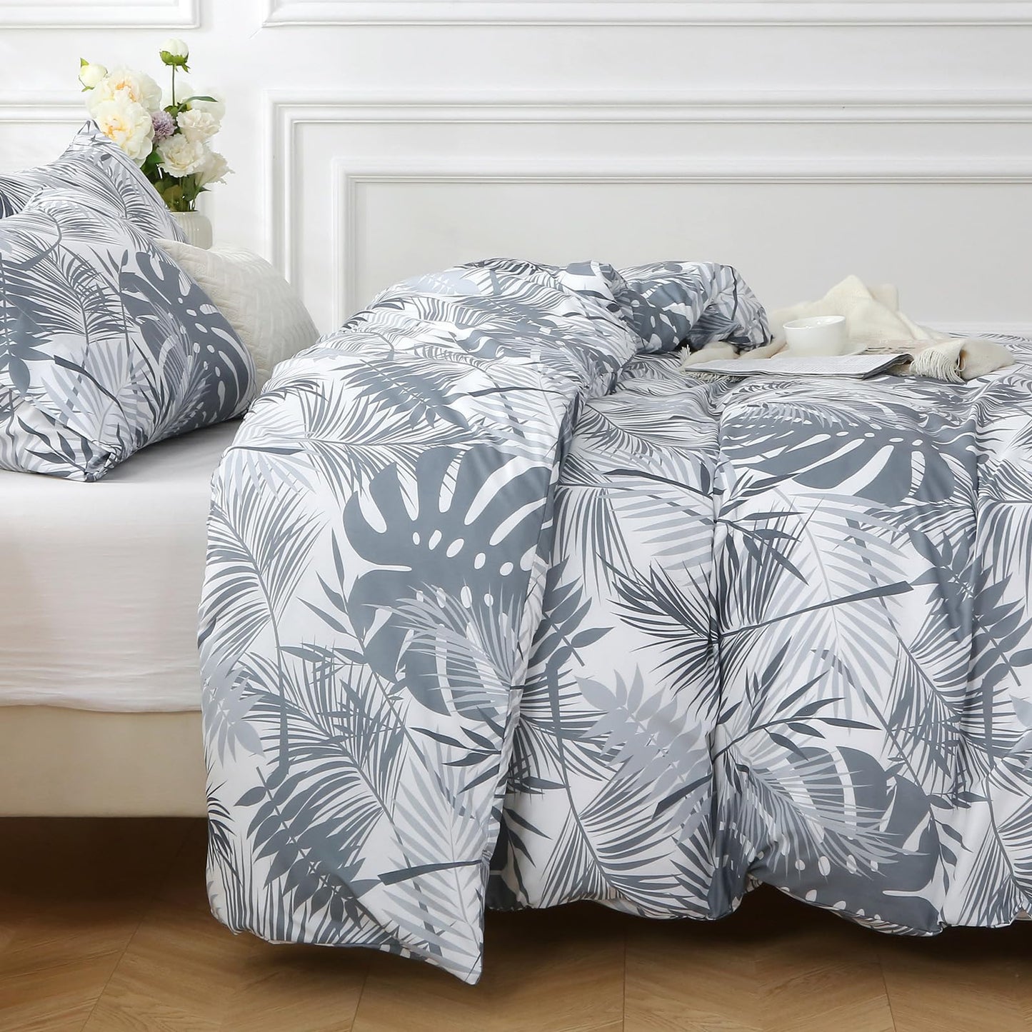 MUXHOMO Duvet Cover Queen Size, Reversible Floral Black & Grey Duvet Cover Set with Zipper Closure, 3 Pieces Botanical Patterns Soft Microfiber Bedding Set with 4 Ties (90"x90", 2 Pillow Cases) US