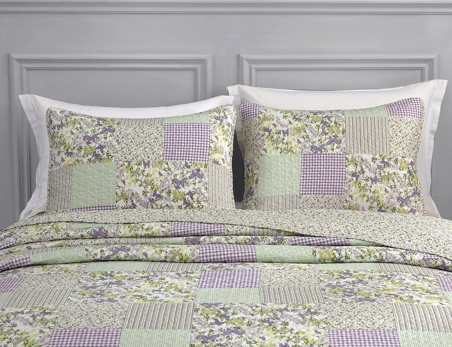 Chezmoi Collection Daisy 3-Piece Printed Patchwork Quilt Set - Purple Butterfly Botanical Candy Stripe Checkered Coverlet - Pre-Washed Microfiber Lightweight Reversible Bedspread, Full Size