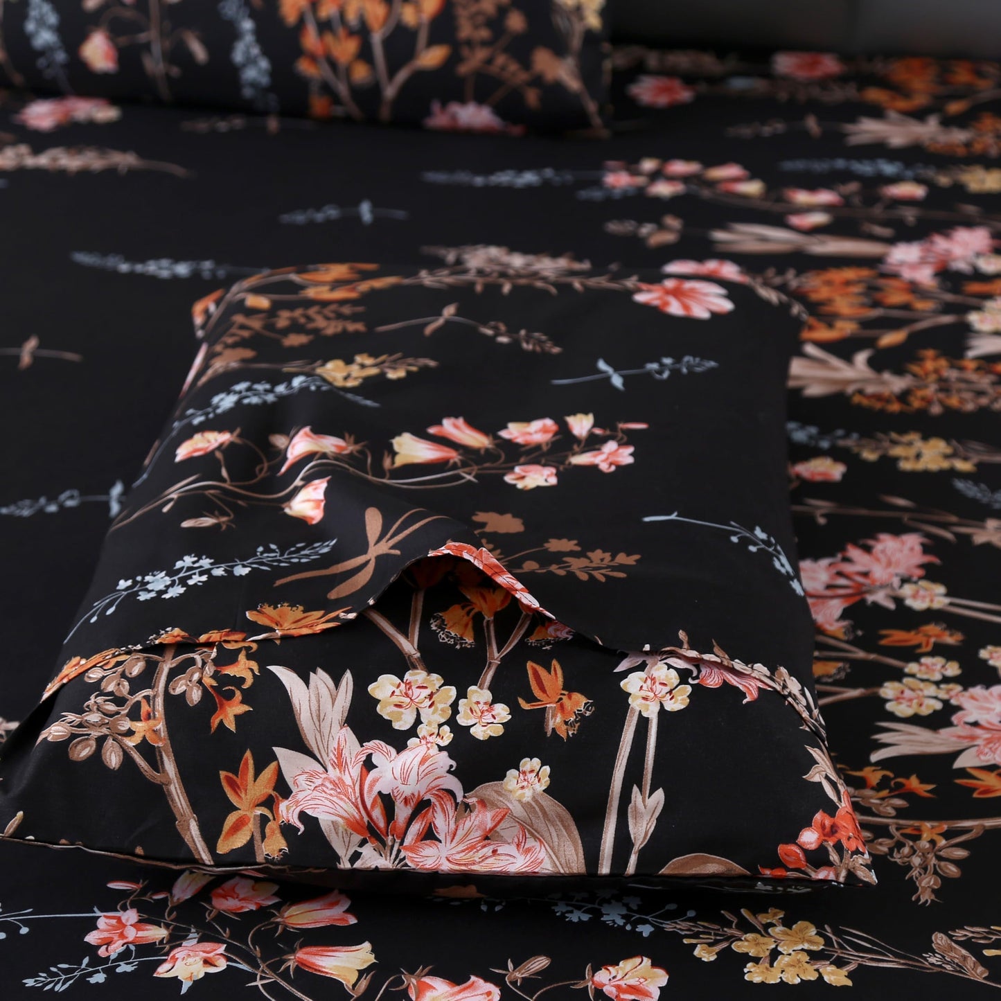 MAG 3pcs Black Floral Full Bed Sheet,Microfiber Flower Boho Fitted Sheets with 1 Fitted Sheet and 2 Pillowcases,14 Inches Deep (Black, Full)