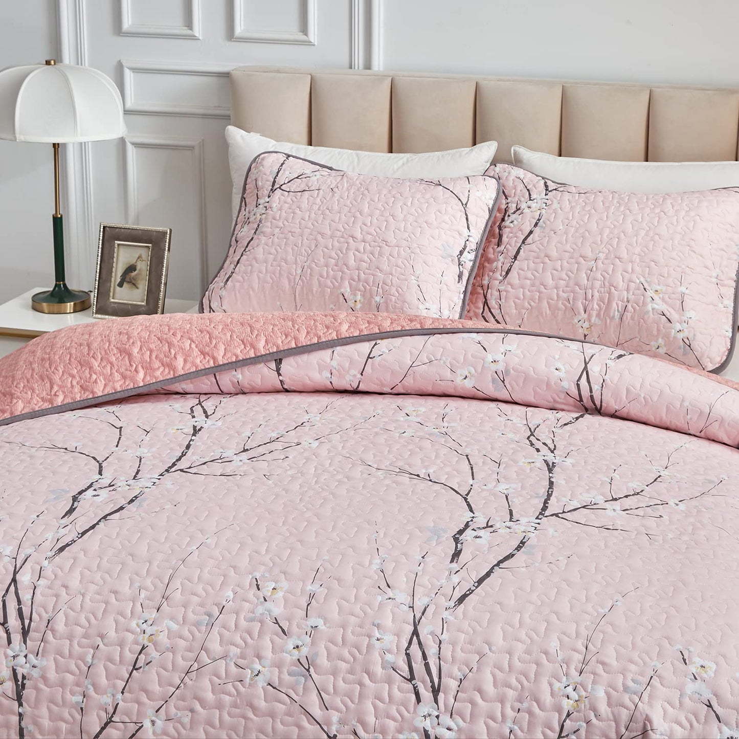 UOZZI BEDDING 3 Pieces Reversible Pink Branch Quilt Set King Size 102x88 Soft Microfiber Lightweight Coverlet Bedspread Summer Comforter Set Bed Cover for All Season (1 Quilt+ 2 Shams)