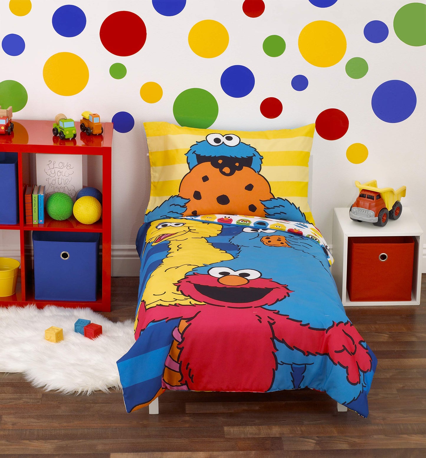 Sesame Street Best Friends Blue, Red, Yellow 4Piece Toddler Bed Set - Comforter, Fitted Bottom Sheet, Flat Top Sheet, Reversible Pillowcase, Blue, Red, Yellow, Green