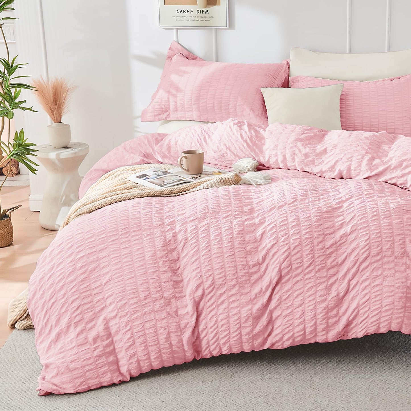 HYMOKEGE Pink/Ivory Twin Comforter Set Seersucker 5 Pieces, All Season Luxury Bed in a Bag for Bedroom, Bedding Set with Comforter, Sheets, Pillowcase & Sham