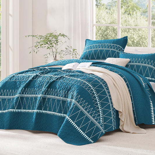 Andency Teal California King Quilt Set, 3 Pieces Boho Lightweight Soft Striped Cal King Bedspread for All Season (112"x104"), Printed Bohemian Polyester Reversible Coverlet Comforter Sets