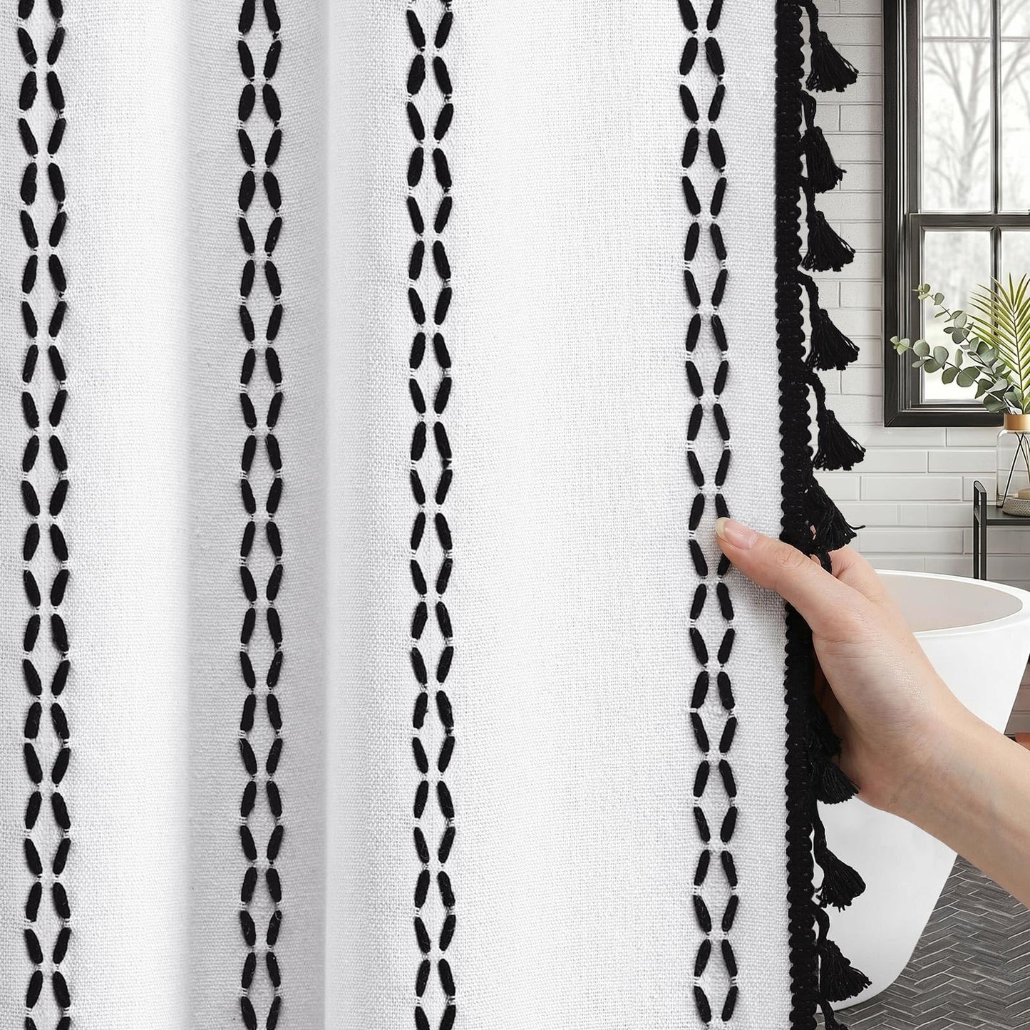 NDDYCU Black and White Boho Shower Curtain Farmhouse Linen Striped Fabric with Tassels, 72 X 72