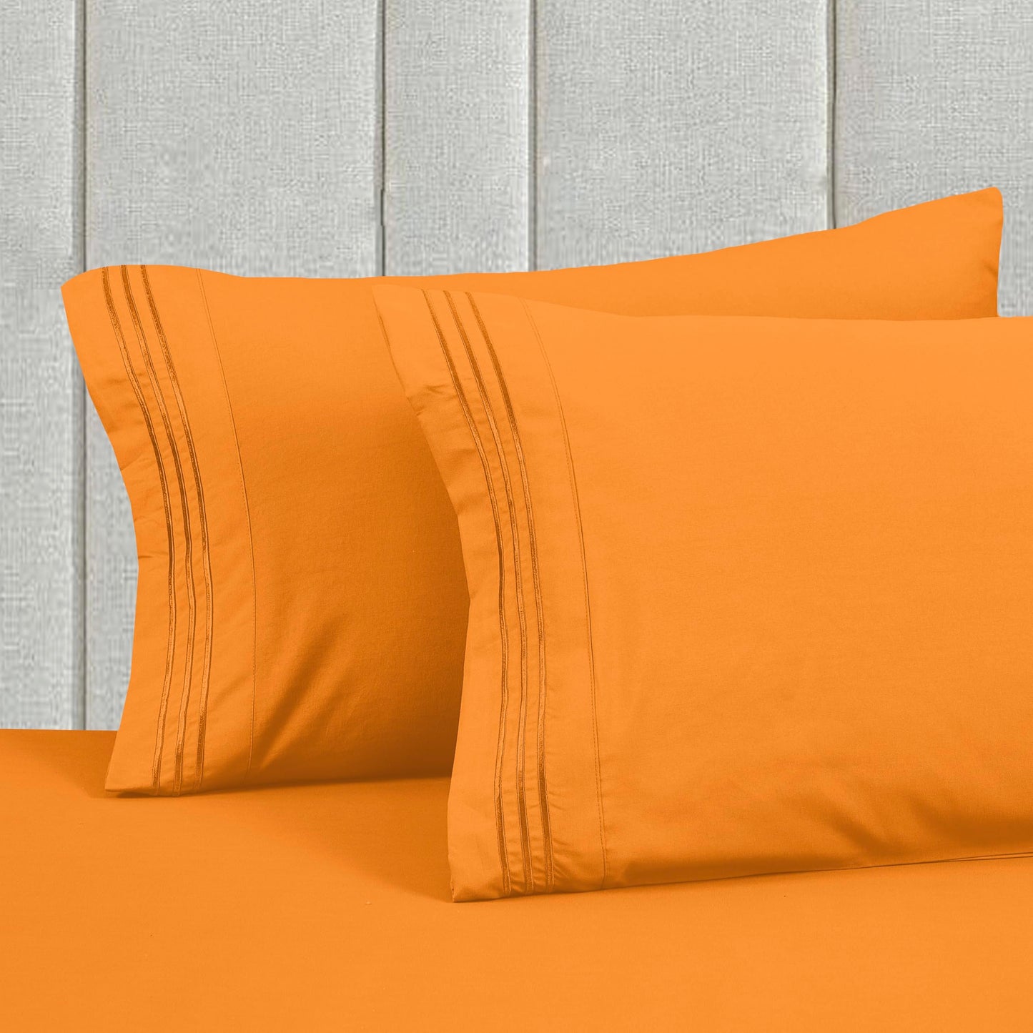 Mocassi Full Size 4-Piece Bed Sheet Set - 1800 Premium Hotel Quality Microfiber 18-24 Inches Extra Deep Pocket Fitted Sheet- Luxury Soft, Breathable, Wrinkle, and Fade Resistant, Orange