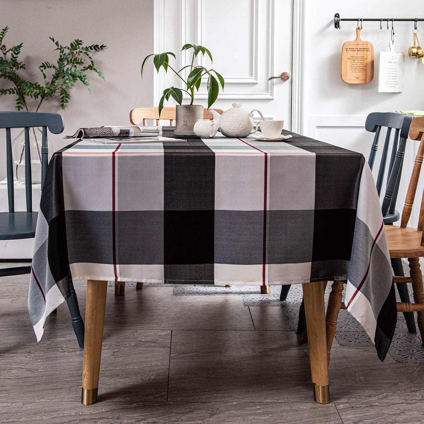 Melodieux Rectangle Plaid Check Tablecloth Spill Proof Water Wrinkle Resistant Table Cover Holiday Party Outdoor Checkered Tabletop Decoration Kitchen Dining Room, 60" x 120", Black