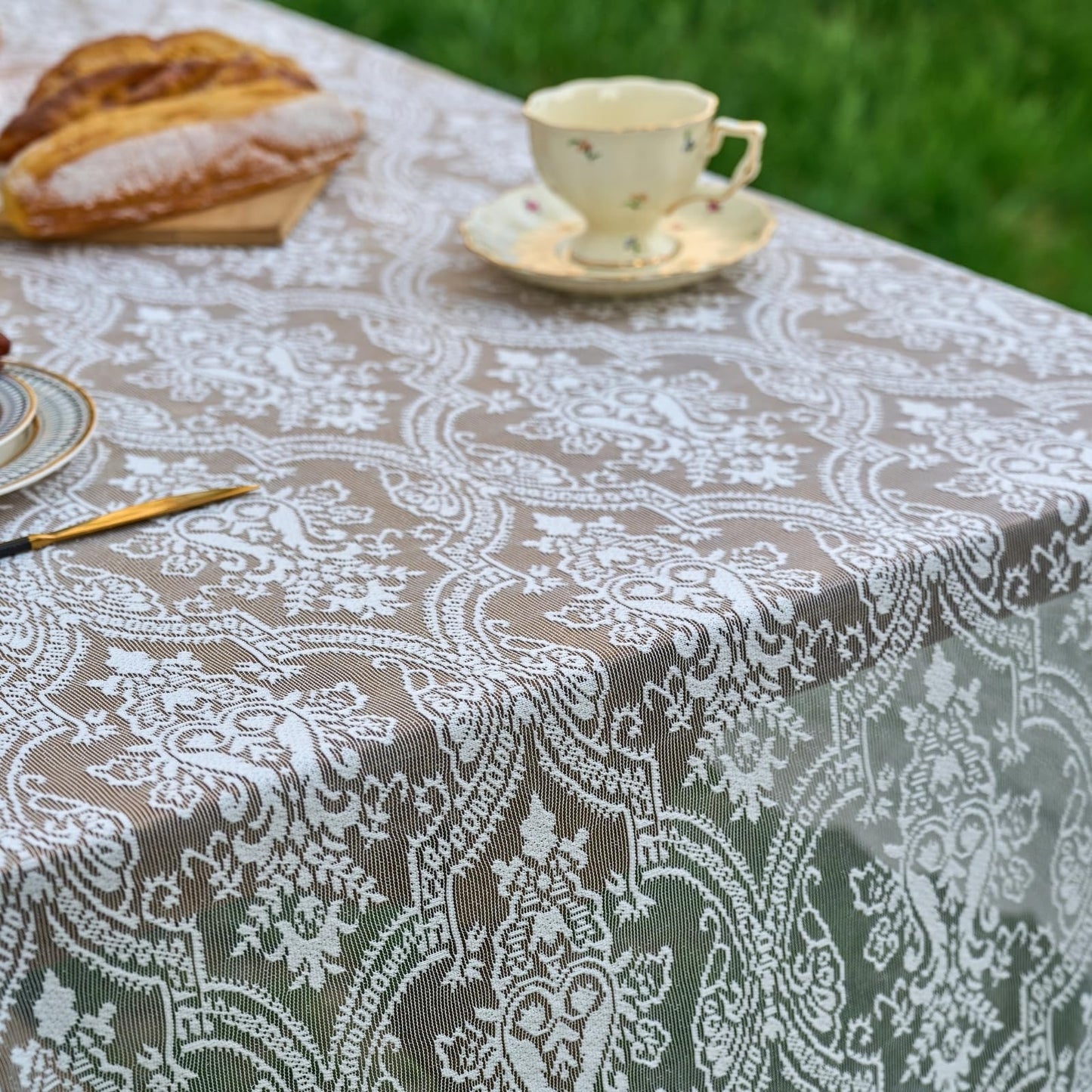 Huierxun Vintage White Floral Lace Rectangle Tablecloth (White B,55"x39")