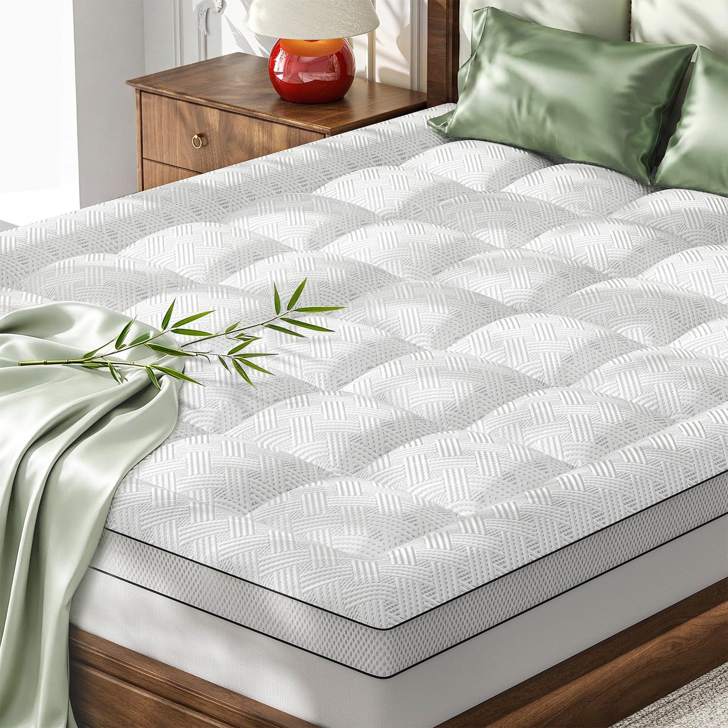 Qocismile Queen Mattress Topper,3 Inch Thick Pillow Top Mattress Pad,Bamboo Rayon Breathable Cover,Soft Queen Size Shredded Memory Foam Fill Bed Topper for Comfort Sleep Full Support Pressure Relief