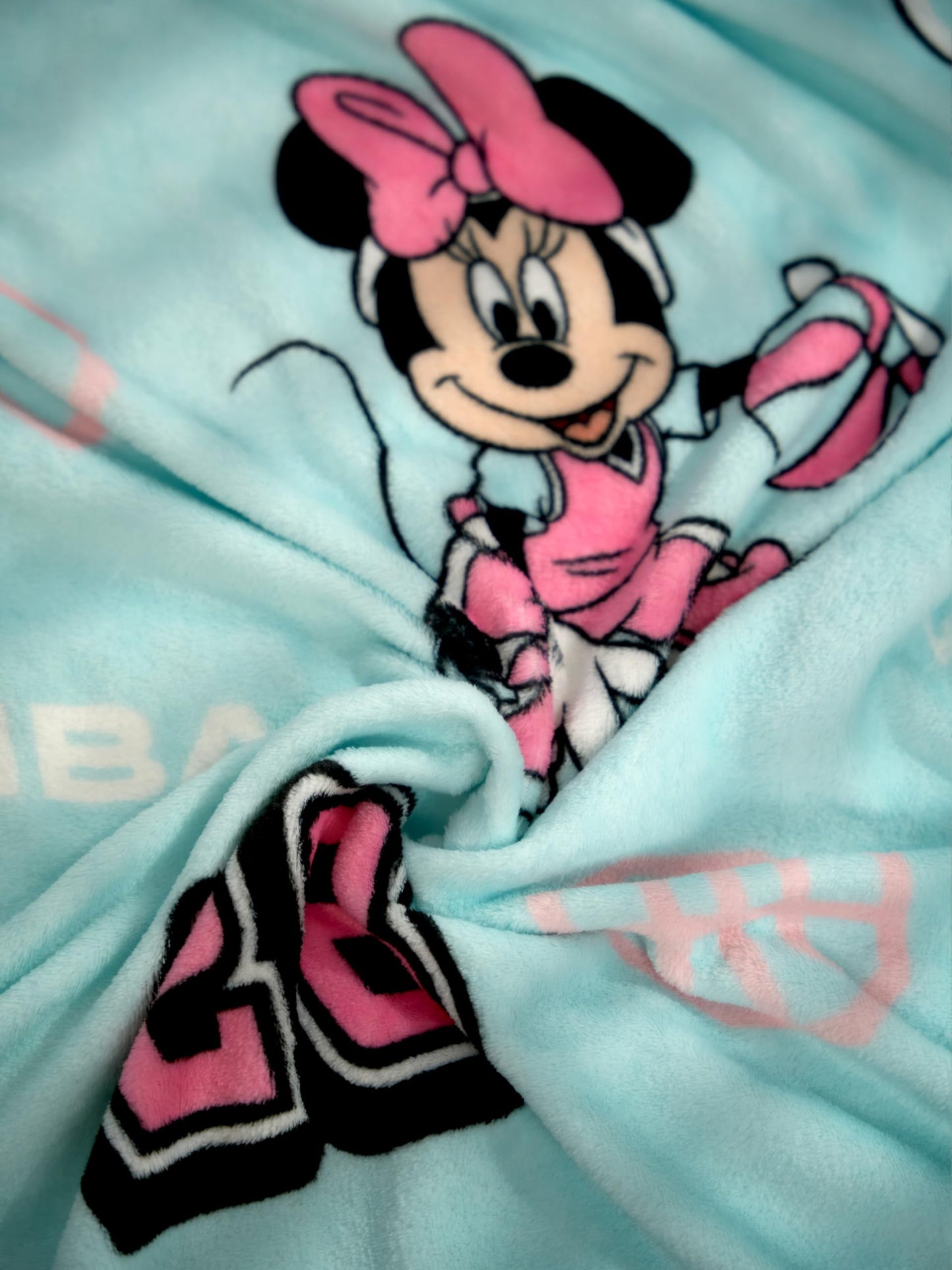 Northwest Disney Minnie Mouse Plush Throw Blanket, Oversized 62" x 90" Silk Touch Soft Fleece Blanket for Kids & Adults, Officially Licensed