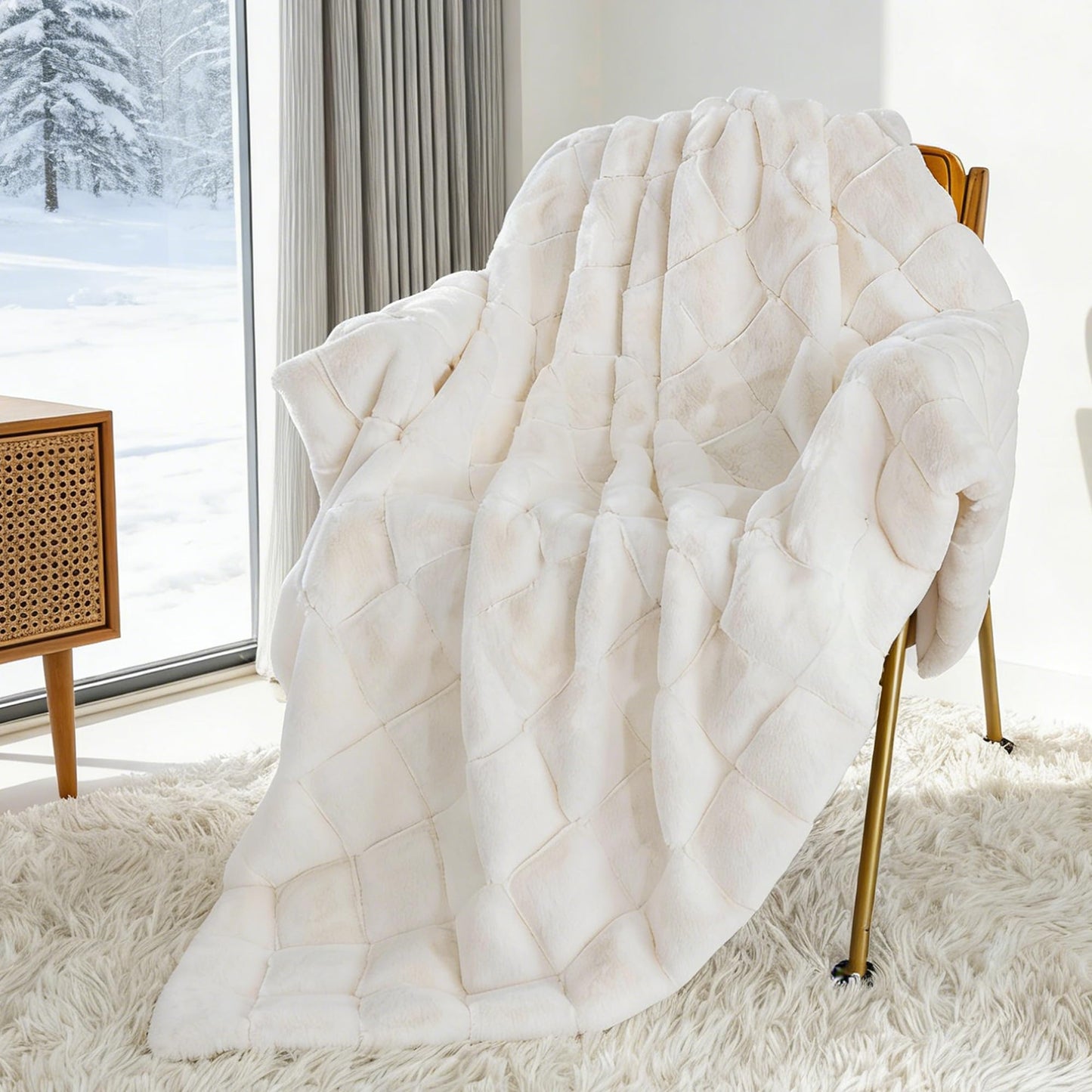 Touchat Faux Fur Throw Blanket, Luxury 1000GSM Ultra Thick Warm Rabbit Blanket for Couch Bed Sofa, 3D Checkered Pattern Soft Winter Heavy Minky Fluffy Blankets for Women Christmas Birthday Gift, White