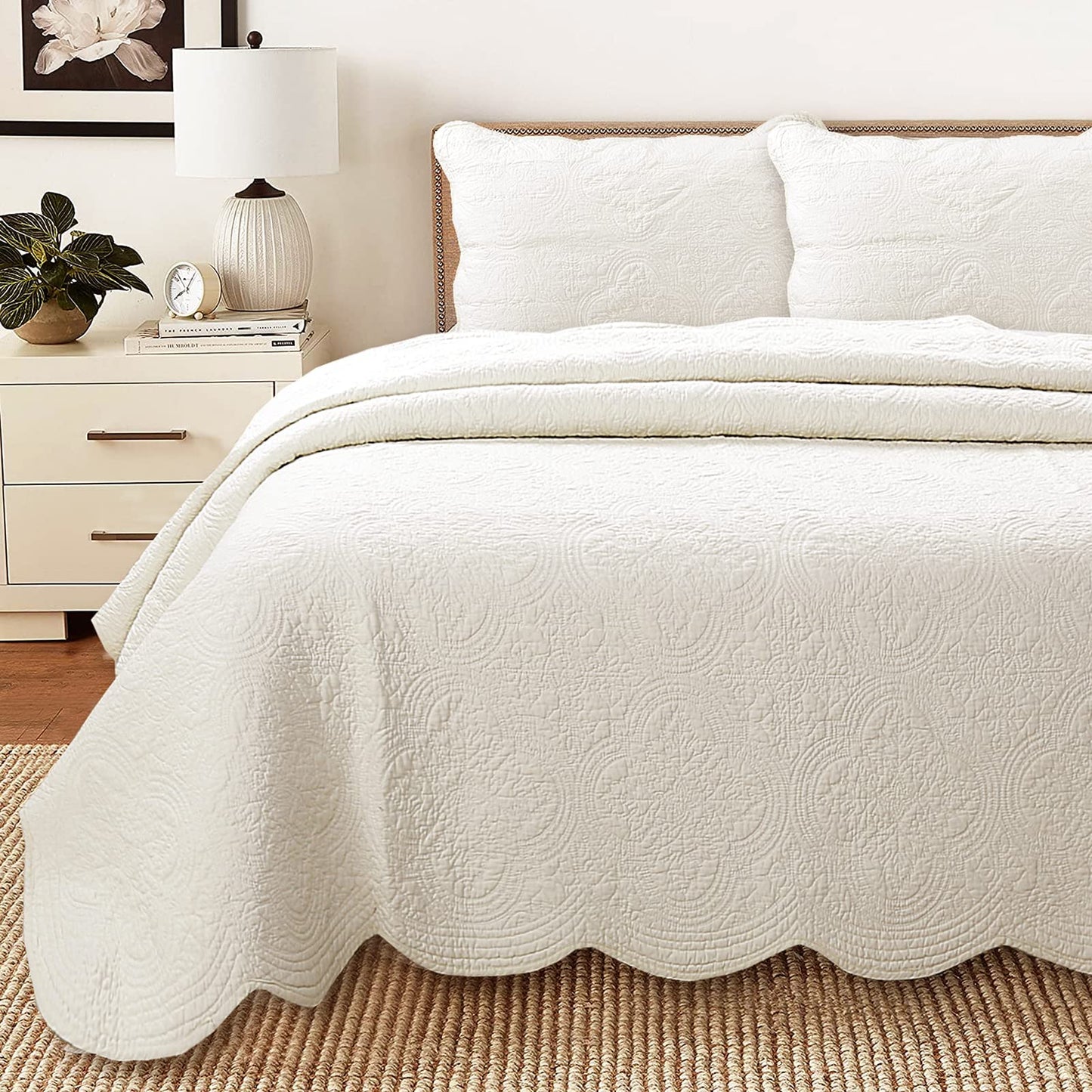 Cozy Line Home Fashions 100% Cotton Medallion Off White Matelasse Embossed Bedding Quilt Set, Reversible Lightweight Bedspread, Coverlet for All Season (Blantyre - Ivory, Queen - 3 piece)