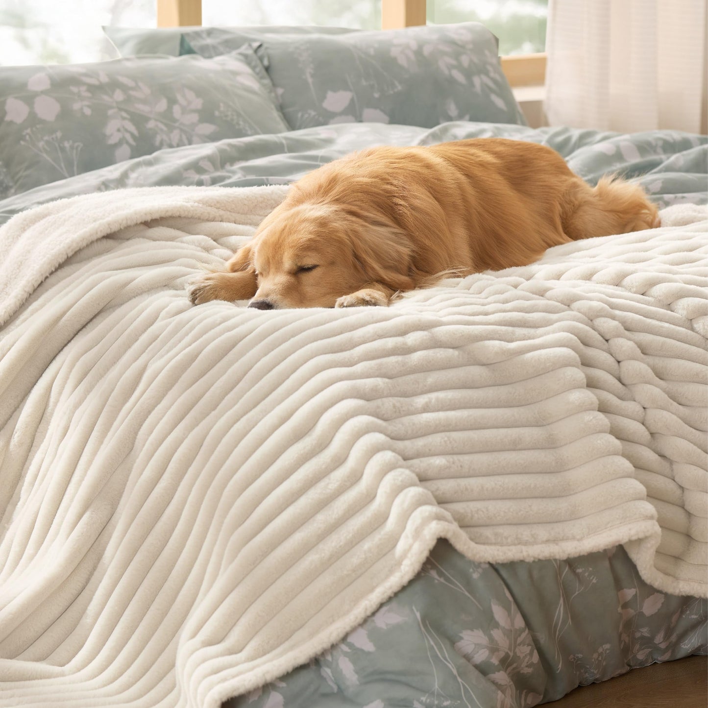 Bedsure ComfyFleece™ Waterproof Dog Blankets for Large Dogs - Soft Pet Cat Blanket Corduroy Fleece for Bed Protector Washable, Cozy Calming Reversible Furniture Protection,60"x80", Cream