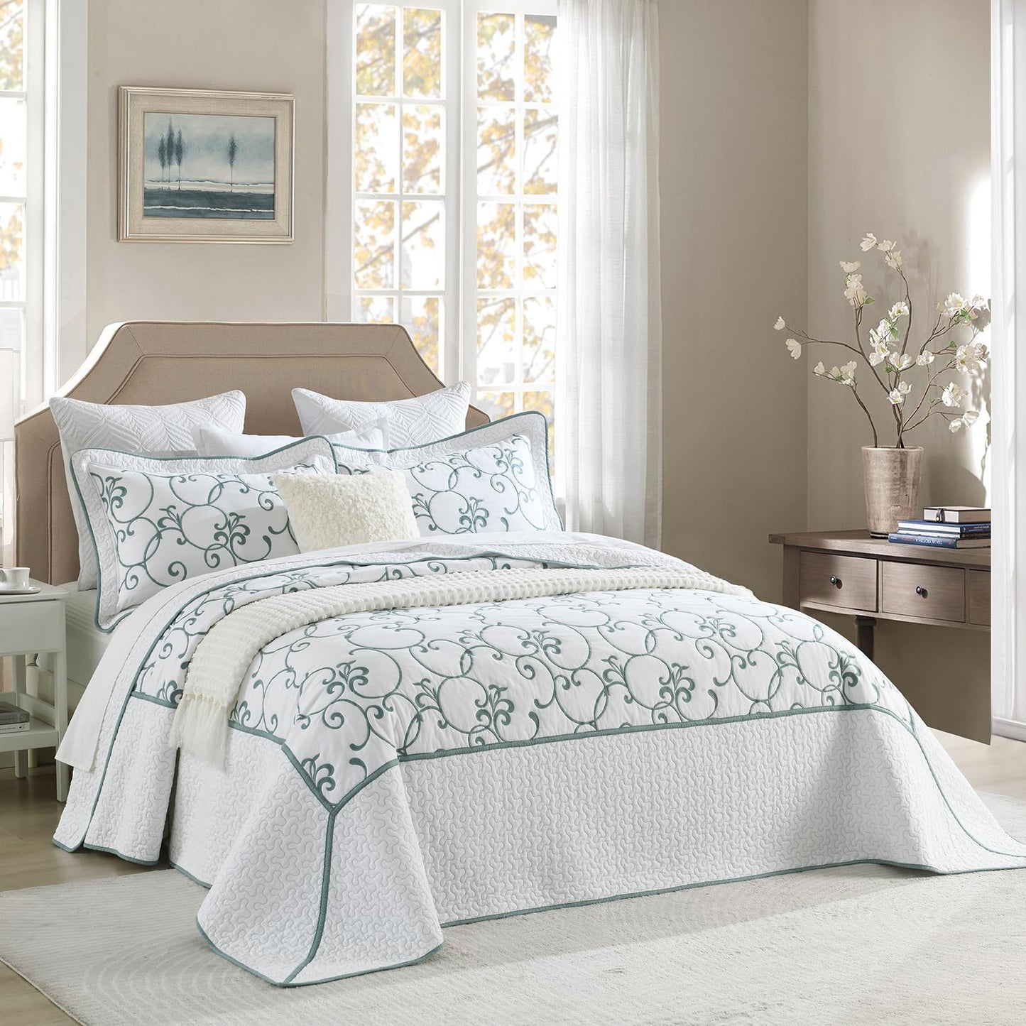 FineStichery Oversized Queen Bedspread 120"x102" - 100% Cotton Extra Large Quilt, Embroidered Bedspread Coverlet with Pillow Shams, Lightweight Quilted Bedding Set 3 Piece, Aqua Blue/White