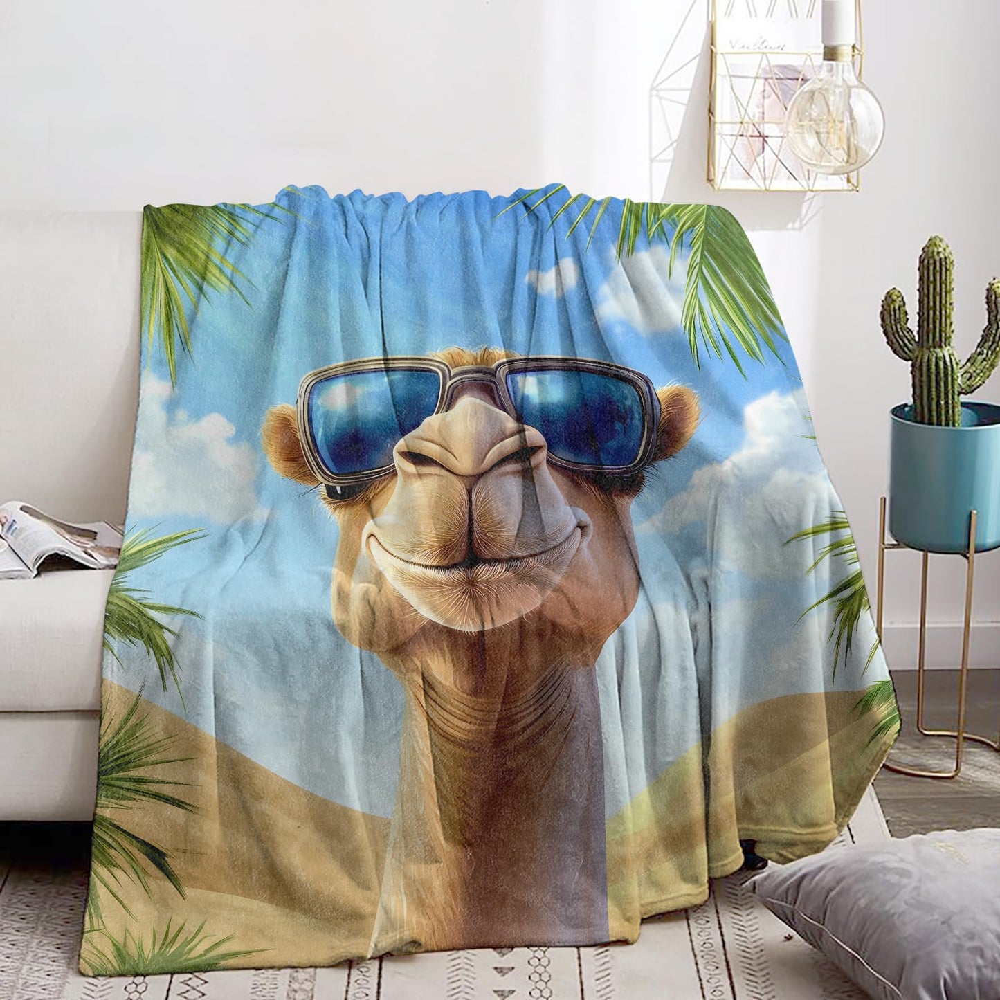 Bidesk Funny Camel Blanket Soft Cozy Throw Blanket for Adults Women Kids - Warm Yet Lightweight Flannel Blankets for Travel, Couch, Bed, Fuzzy Outdoor Comfort Wrap 60"×50"