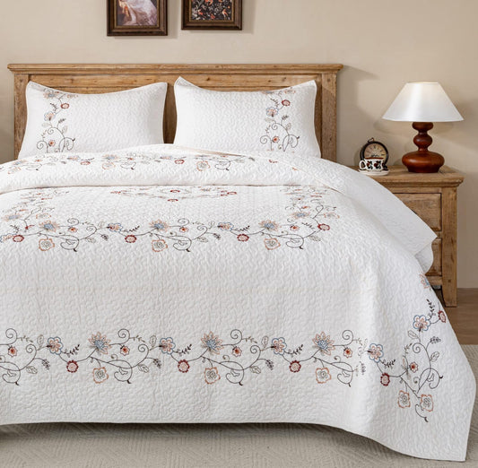 meadow park Embroidery Quilt Set 3-Piece Prewashed. 100% Cotton. Embroidery and Allover Quilting. Queen Size Bed Spread. Ivory Color.