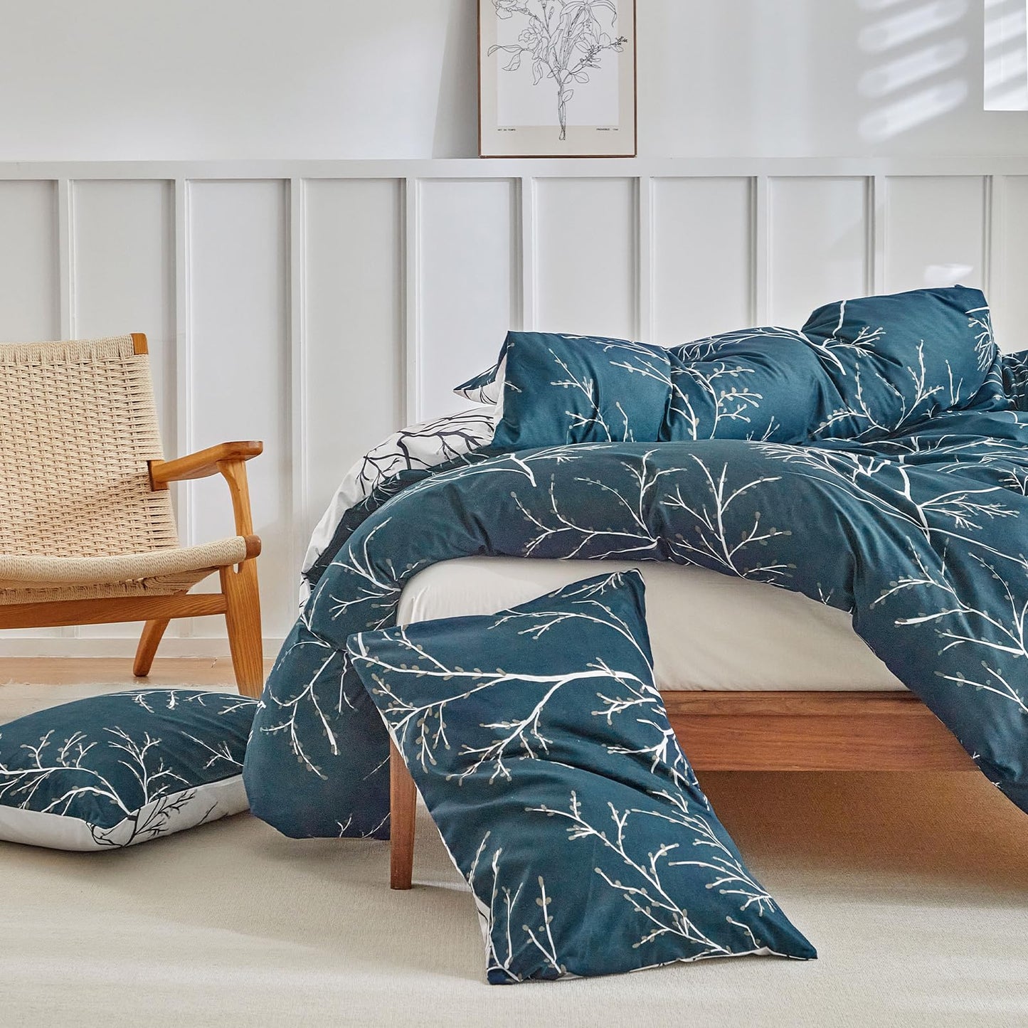 Lekesky Reversible Duvet Cover King Size, Dark Blue White Thin Branch Duvet Cover King 3pc Ultra Soft Microfiber Breathable Stylish Bedding Set with Zipper Ties