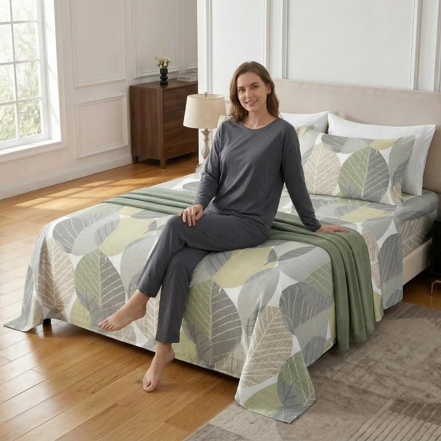 HCORA Leaf Print King Sheet Set, Ultra Soft Double Brushed Microfiber Bed Sheets, Deep Pocket, Breathable, Wrinkle Resistant, Easy Care, 4PC, King