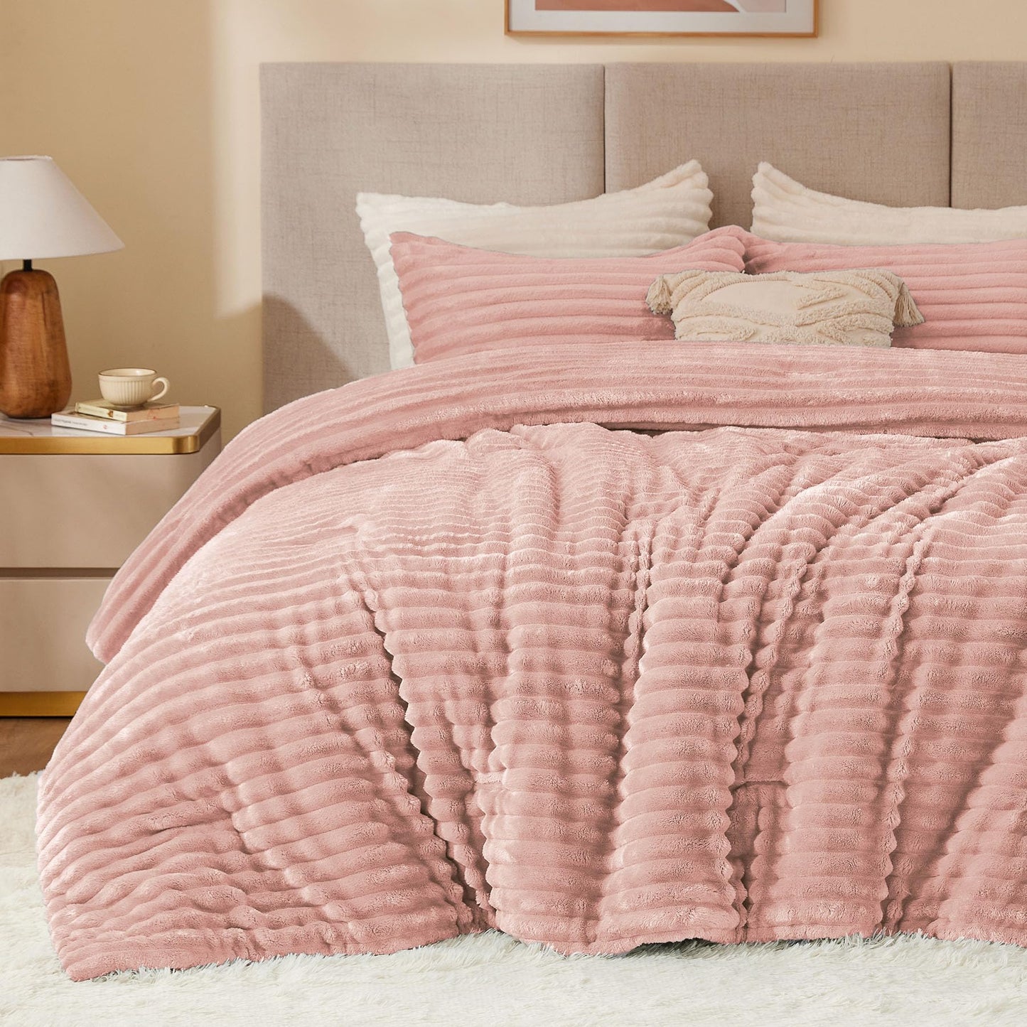 BEDELITE Fleece Queen Comforter Set -Super Soft & Warm Fluffy Dusty Pink Bedding, Luxury Fuzzy Heavy Bed Set for All Season with 2 Pillow Cases