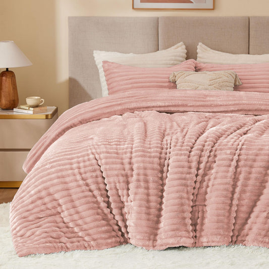 BEDELITE Fleece Queen Comforter Set -Super Soft & Warm Fluffy Dusty Pink Bedding, Luxury Fuzzy Heavy Bed Set for All Season with 2 Pillow Cases
