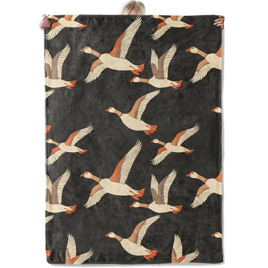 Aonimonis Goose Pattern Throw Blanket Gifts for Women, Soft Fuzzy Warm Cozy Flannel Blankets for Bedroom, Travel, Couch, Home Decor 50x60 in