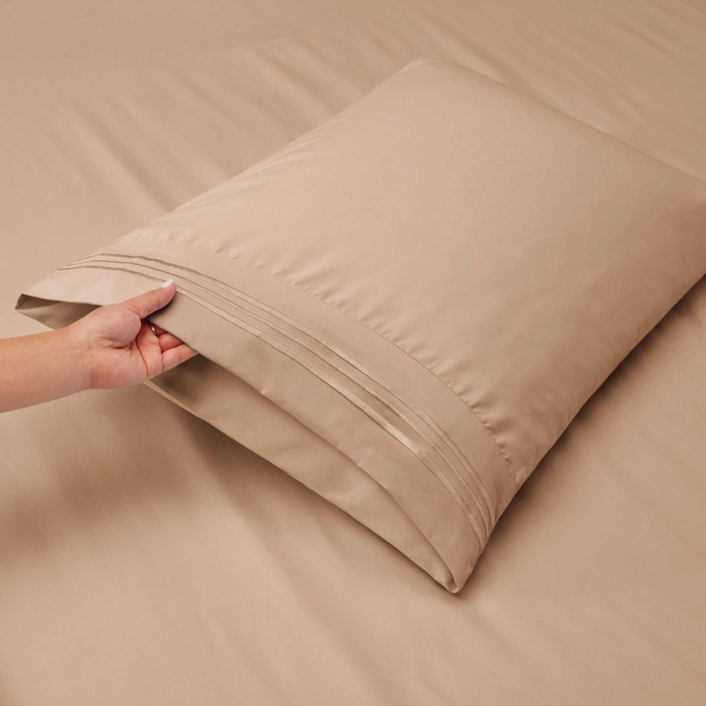 Hearth & Harbor Full Size Sheets - 4 Piece Bed Sheet Set, Hotel Luxury Double Brushed Bed Sheets - Extra Soft Bedding Sheets & Pillowcases, Full, Taupe