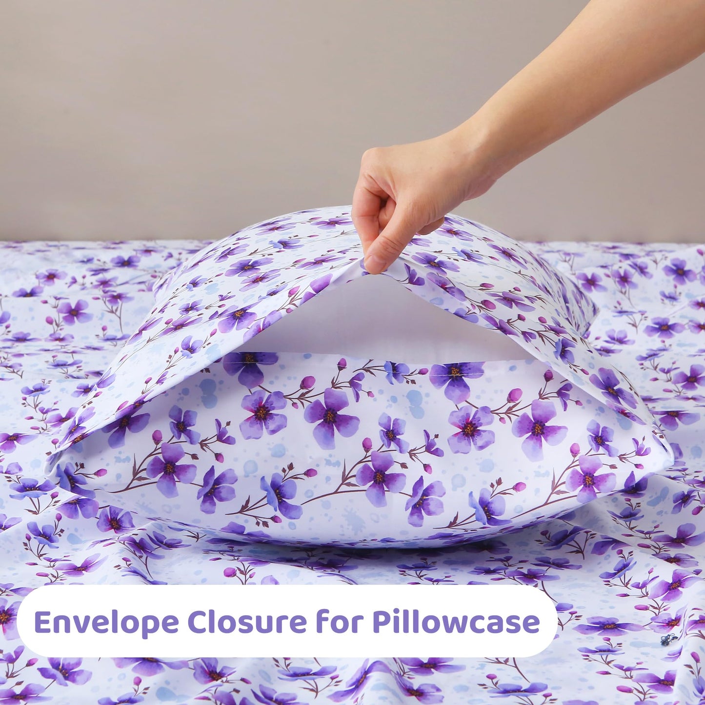 Mooreeke Cozy Floral Microfiber Printed Full Sheet Set - Soft & Breathable Purple Floral Bed Sheets with Deep Pocket - Non-Slip Fitted Design - Purple Flowers Pattern - Full