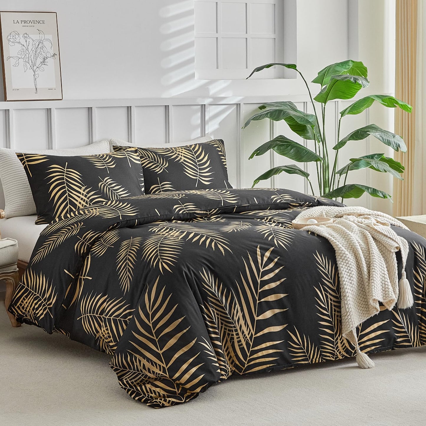 Lekesky Queen Duvet Cover Set, Black and Gold Tropical Palm Leaf Pattern Comforter Cover Queen Size, 3 Pieces Soft Microfiber Bedding Sets with Zipper & 2 Pillowcases, Comforter Not Included