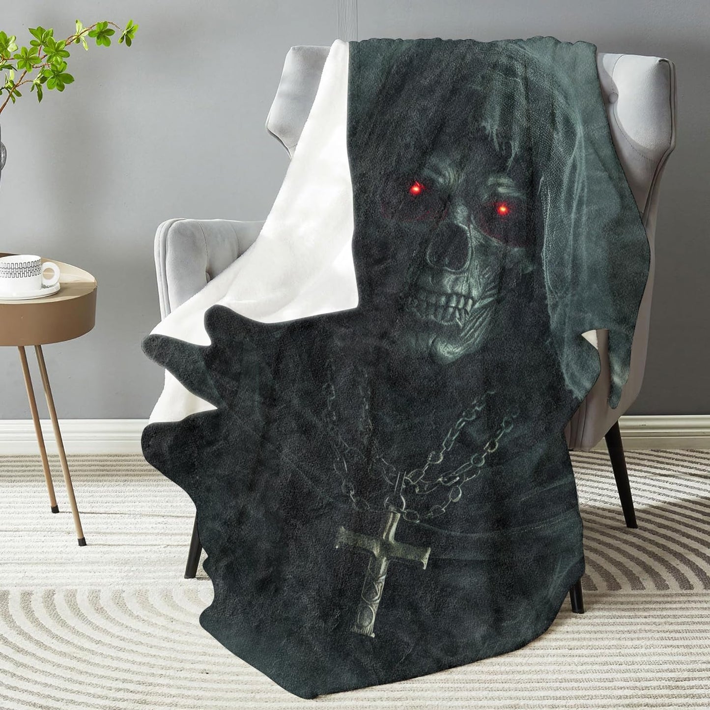 dhakalrlde Horrible Skull Throw Blanket - Plush, Soft, Comfy, Lightweight, Warm, Fuzzy, Flannel Blanket for Couch, Bed, Travel, Office, Outdoor, Home Decor - Unique Gift for All 50''×60''