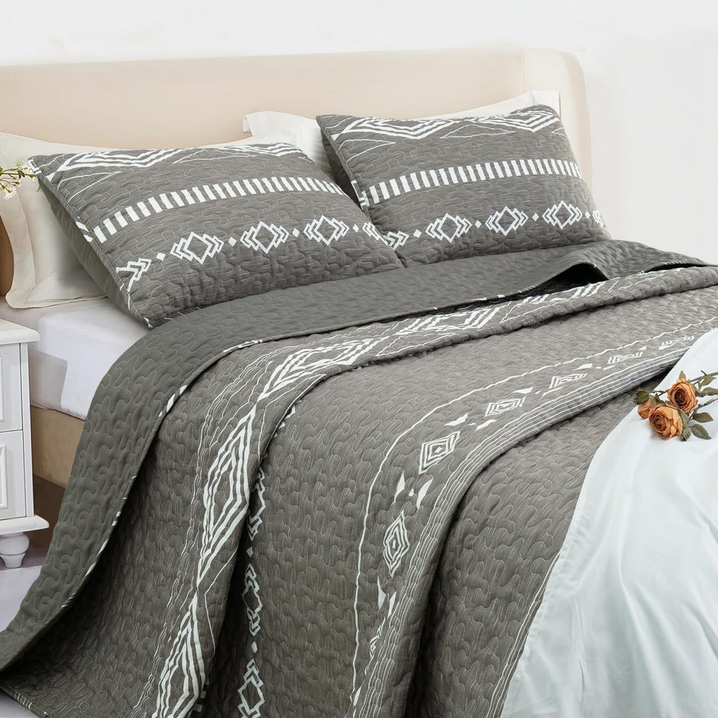 Whale Flotilla Full Queen Size Quilt Set - Reversible Grey Quilts Queen Size with 2 Pillow Shams, Lightweight Boho Striped Bedspreads Coverlet Bedding Set for All Seasons