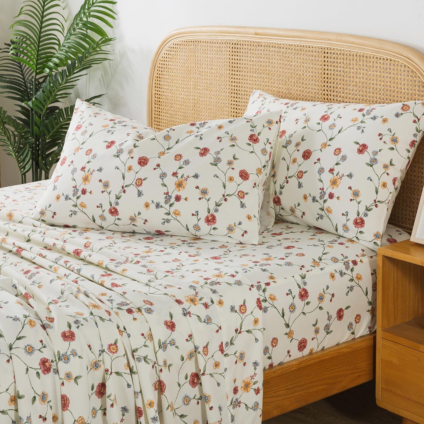 Zusbest Queen Sheet Set 100% Percale Cotton Off White Floral Bed Sheet Set, Brushed for Extra Softness, Breathable Luxury Flannel Sheets Like Pink Flower Print Deep Pocket Sheets 17.5'' 4 Pcs