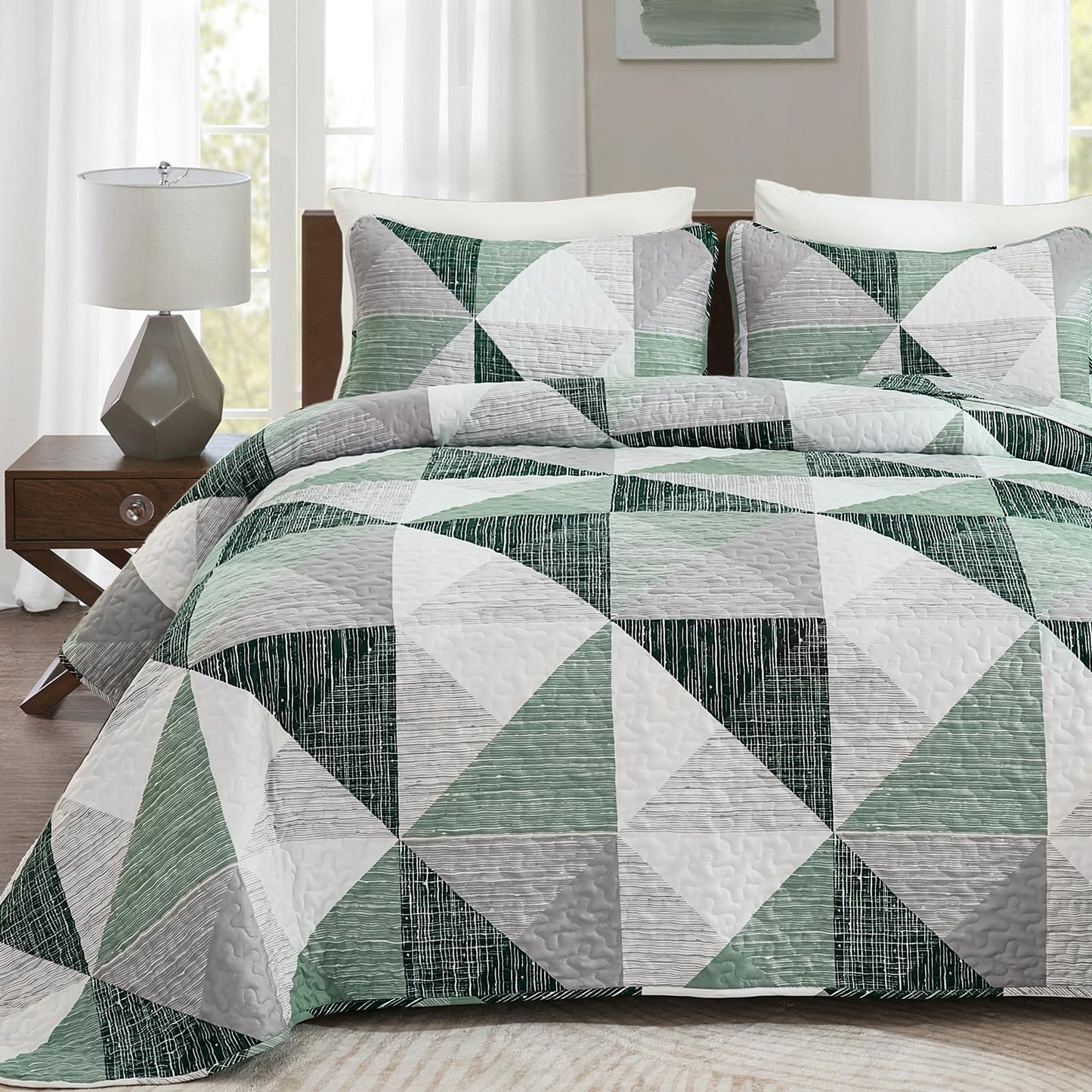 Dintszyayue Quilt Queen Size Green, 3 Pieces Patchwork Bedspread Bedding for Queen Size Bed, Soft Lightweight Microfiber Geometric Coverlet Set for All Season Quilt with 2 Pillowcases
