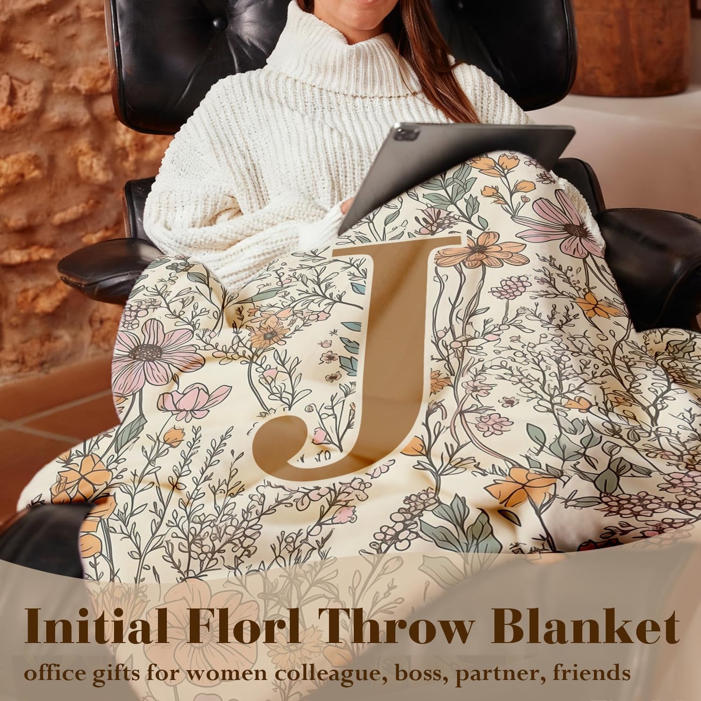 JXREQ Throw Blanket Initial Letter J Personalized Monogrammed Gifts for Women Teen Girls Frends, Boho Floral Throw Blankets for Bed Sofa Living Room Office, 50x60 Inch
