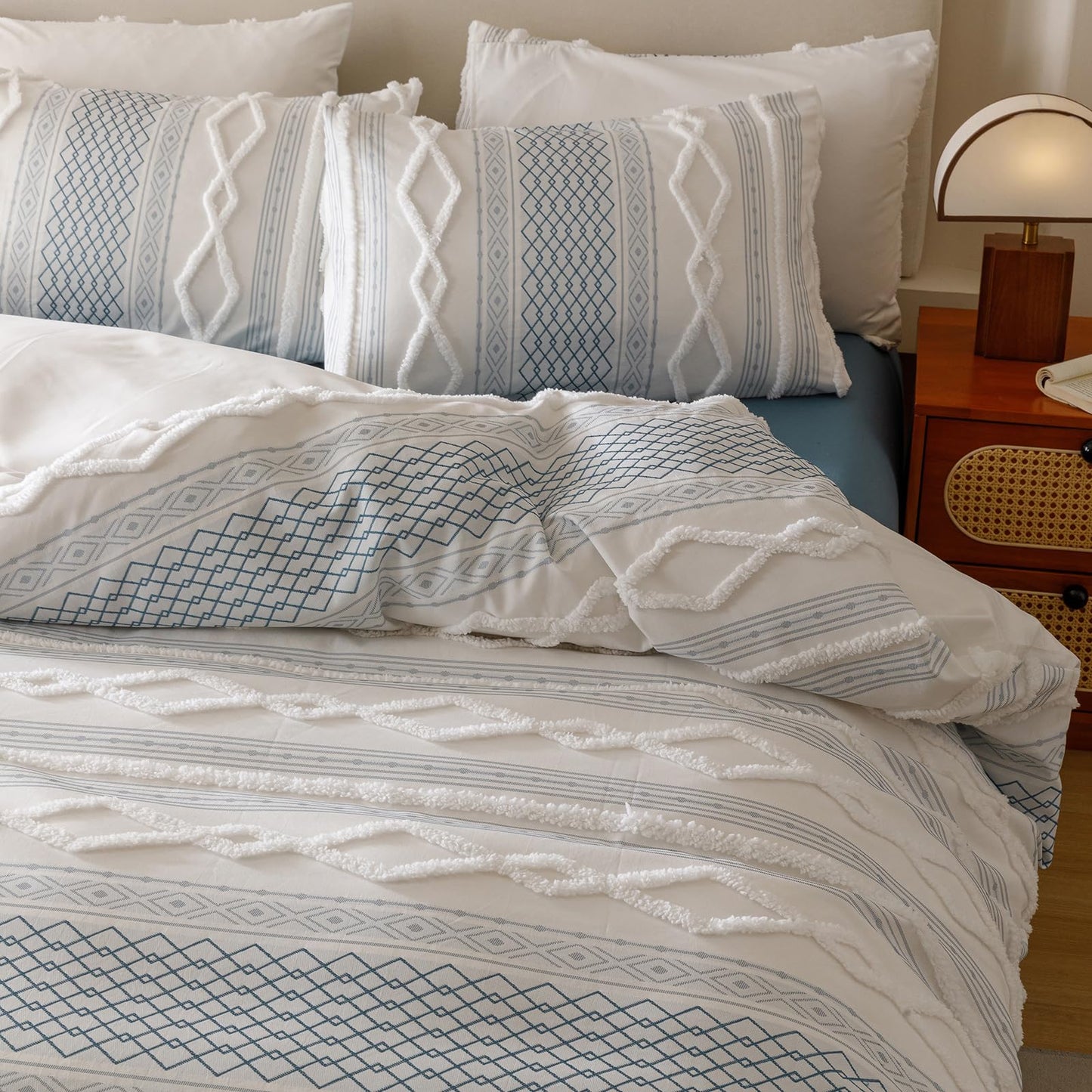 CLOTHKNOW White Blue Bohemian Queen Comforter Set Farmhouse Bedding Comforter Sets Clipped Jacquard Stripes Comforter Soft Fluffy