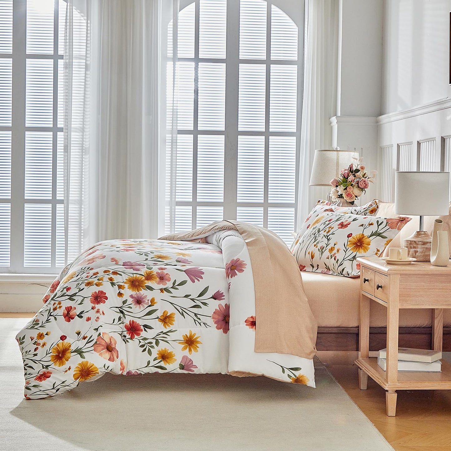 White Floral Comforter Sheet Set Reversible Bohemian Bed in a Bag Bedding Set, Botanical Bedding Set (1 Comforter 2 Pillow Shams 1 Flat Sheet 1 Fitted Sheet 2 Pillowcases) 7PC Queen Size Yellow