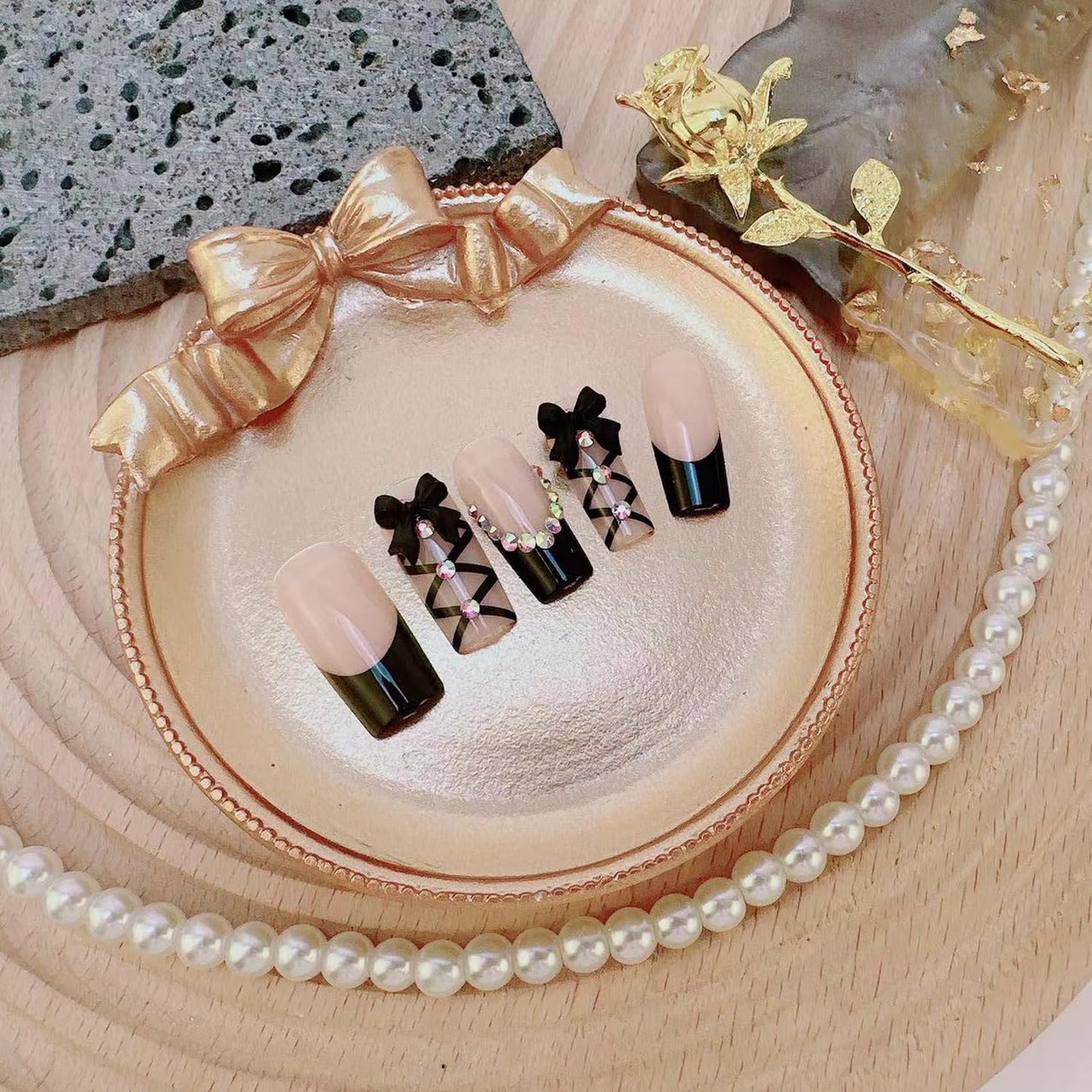 Black French Tip Press on Nails Medium Long Rhinestone Bow Diamond French Nails Square Bling Glossy 3D Bow False Nail Tips Artificial Nails Finger Manicure for Women and Girls 24pcs