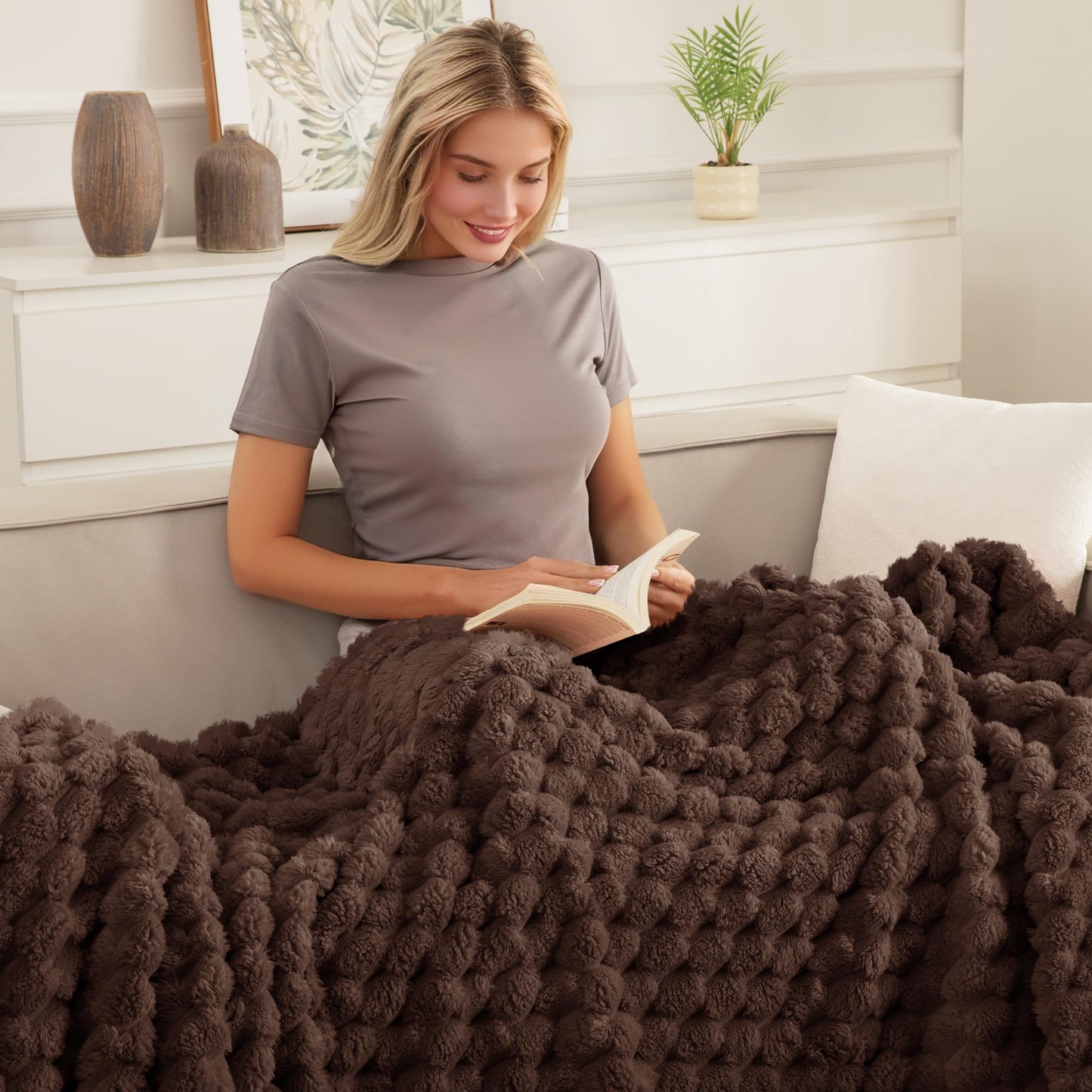 Whale Flotilla Fleece Throw Blanket for Couch or Bed, Luxury Super Soft Lightweight Summer Blanket, 3D Jacquard Cozy Fluffy Plush Decorative Sofa Chair Blanket for Mom Dad, 50x60 Inch, Coffee