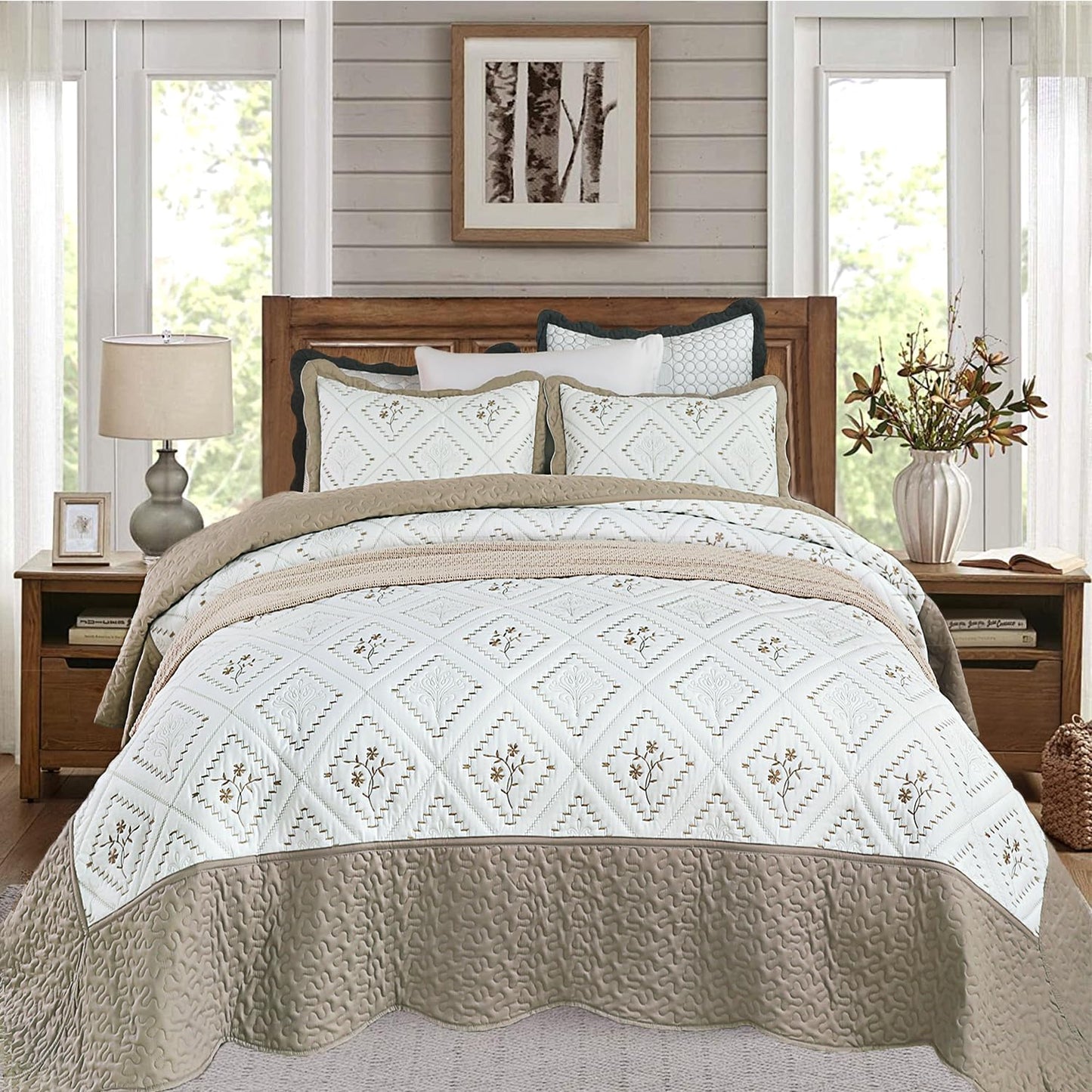 Cmfshape Floral Embroidery Quilt Set,3 Pieces Oversized King Quilt Bedding Set,Classic Diamond Pattern Quilts,Ultra Soft Lightweight Reversible Bedspread Coverlets for All Season(Taupe,120"x120")