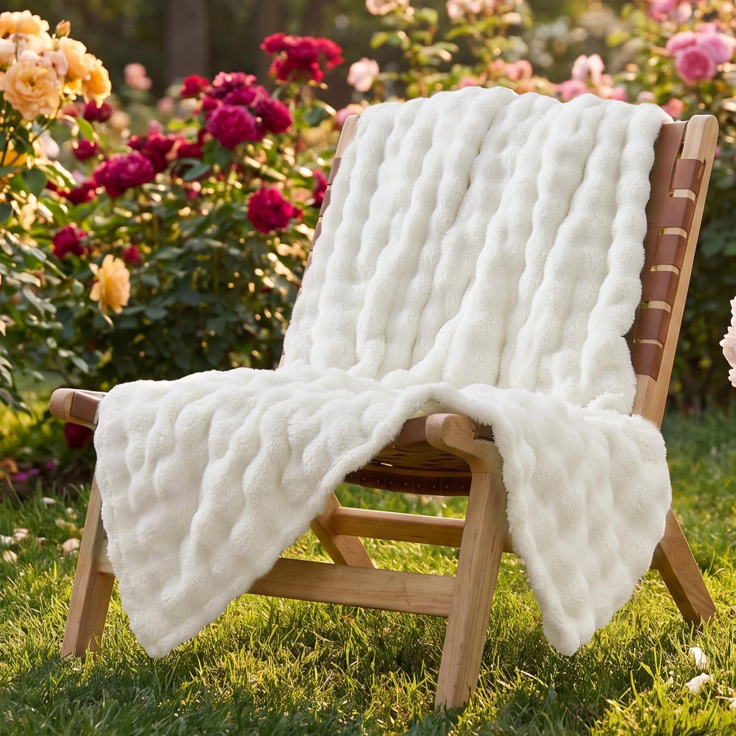 Lotus Karen 3D Bubble Fleece Blanket for Couch - Ultra Soft Fluffy White Twin Blanket for Sofa Bedroom, Lightweight Cozy Throw for All Season, Adults Women Kids Off White, 60"x80"