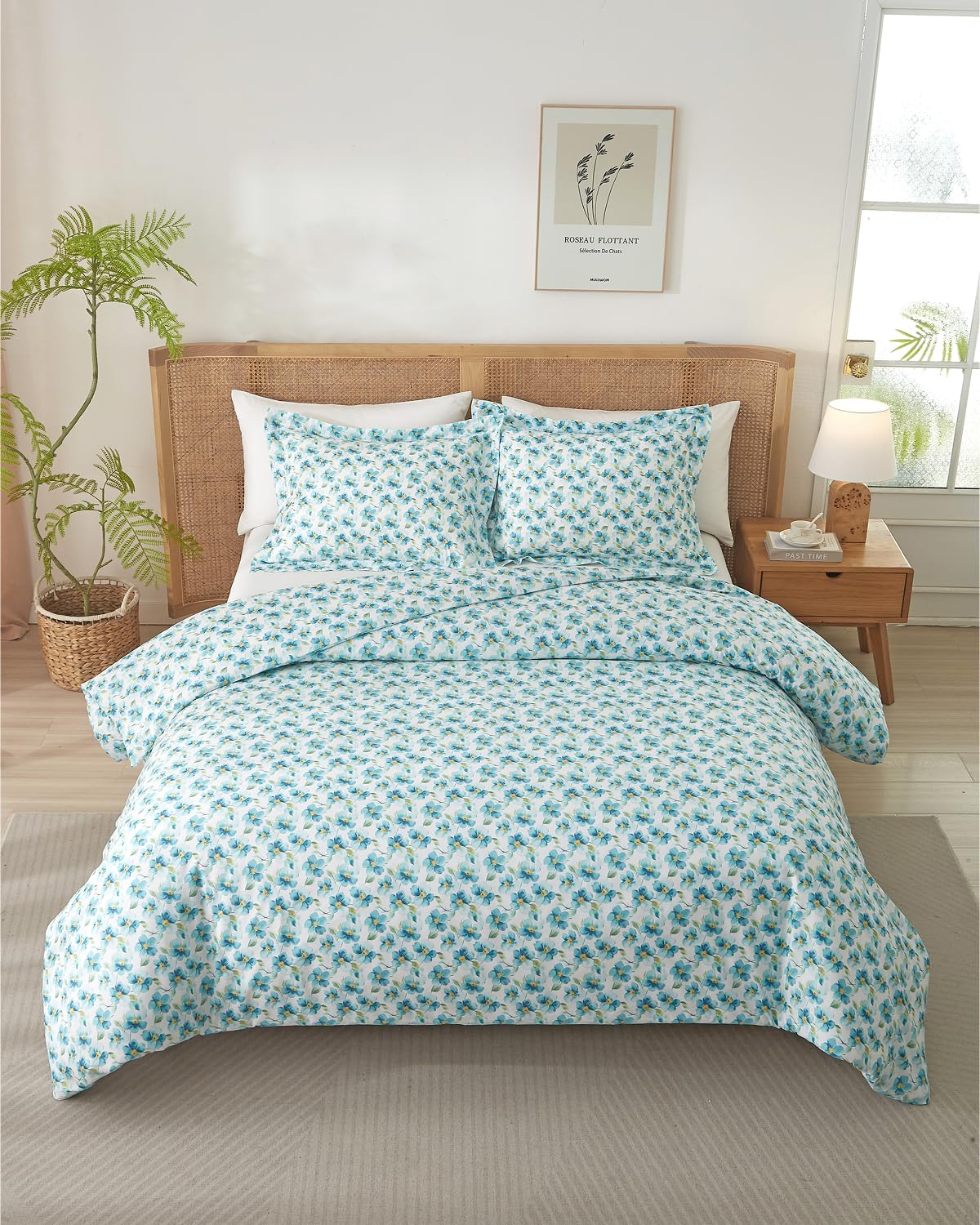 Duvet Cover Queen Size Set - Extra Soft Floral Duvet Cover 90 x 90 with 2 Pillow Shams - Comfy, Cozy, Breathable Floral Bedding Set - Hotel Luxury & Fade Free w/ Zipper Closures and Ties - Blue Peony