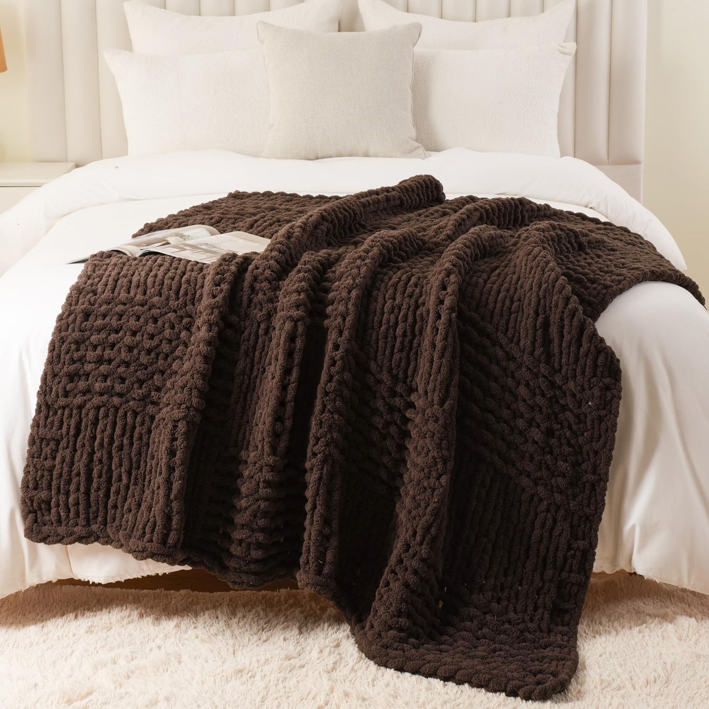 Bunnikins & Clover Dark Brown Throw Blanket for Couch, Chunky Knit Chocolate Throw Blanket for Bed, Chenille Brown Blanket for Home Decor, 50"x60"