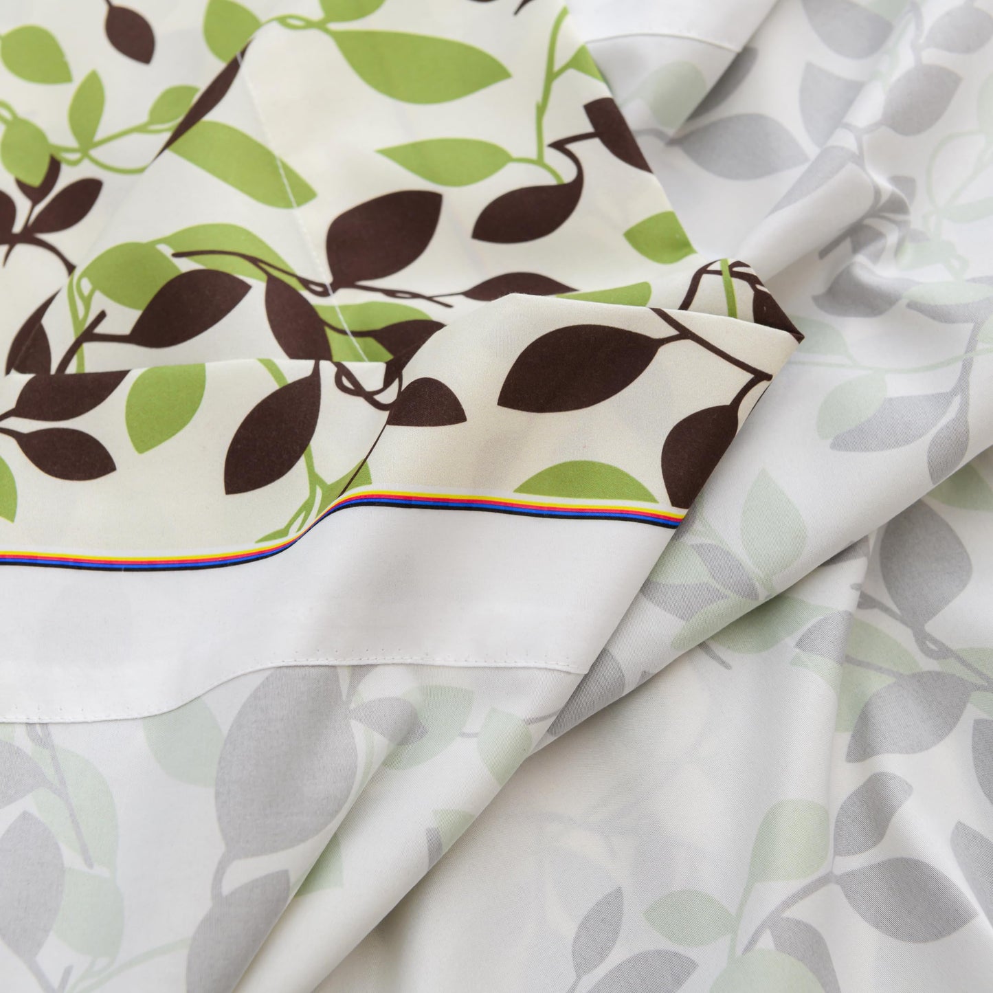 Spirit Linen Home 6-Piece Queen Size Bed Sheet Set - Deep Pocket, Green Leaf Pattern, Soft and Breathable Bed Sheets, Microfiber Material, Includes 1 Fitted, 1 Flat, 4 Pillowcases - Beige/Green Leaves