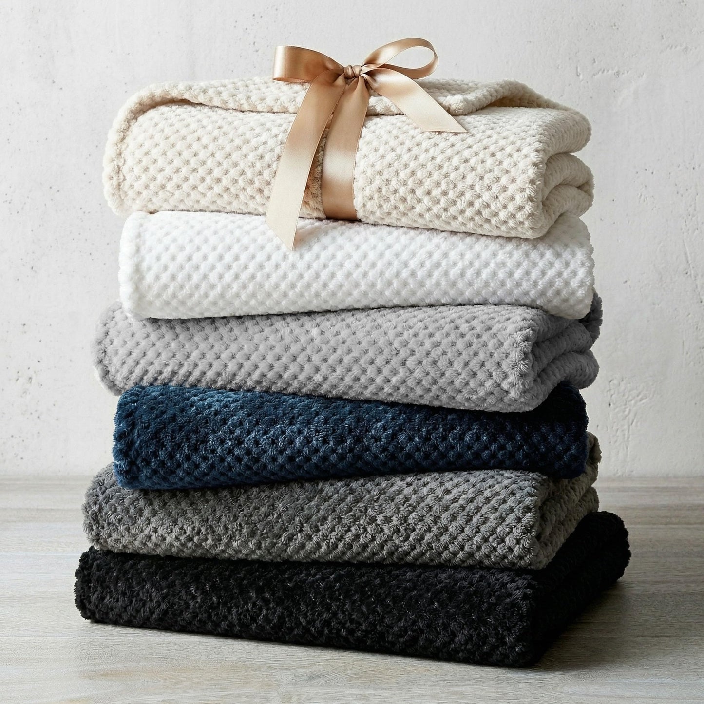 Superior Lily Pebbled Fluffy Fleece Blanket, Artisanal Popcorn Texture Soft Throw for Couch, Bed and Living Room Decor, Bedroom Essentials, Extra Cozy Fuzzy Warm Cover, Full Queen Size, Black