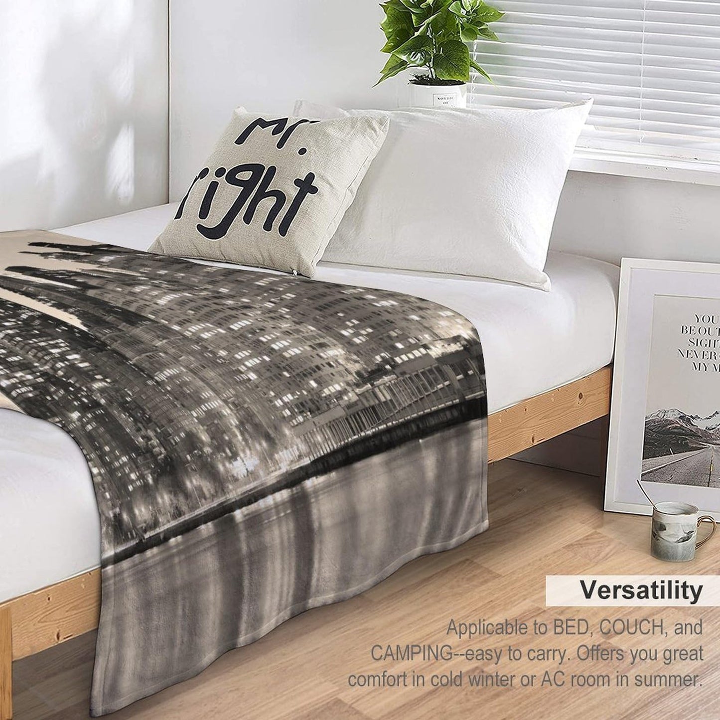 City Landscape Throw Blanket,New York Manhattan Cityscape Ocean Coast Scenery Pattern Soft Cozy Warm Flannel Blankets for Sofa Couch Bed Gifts for Lover Kids Boys Grils Women Adults 30x40 Inch