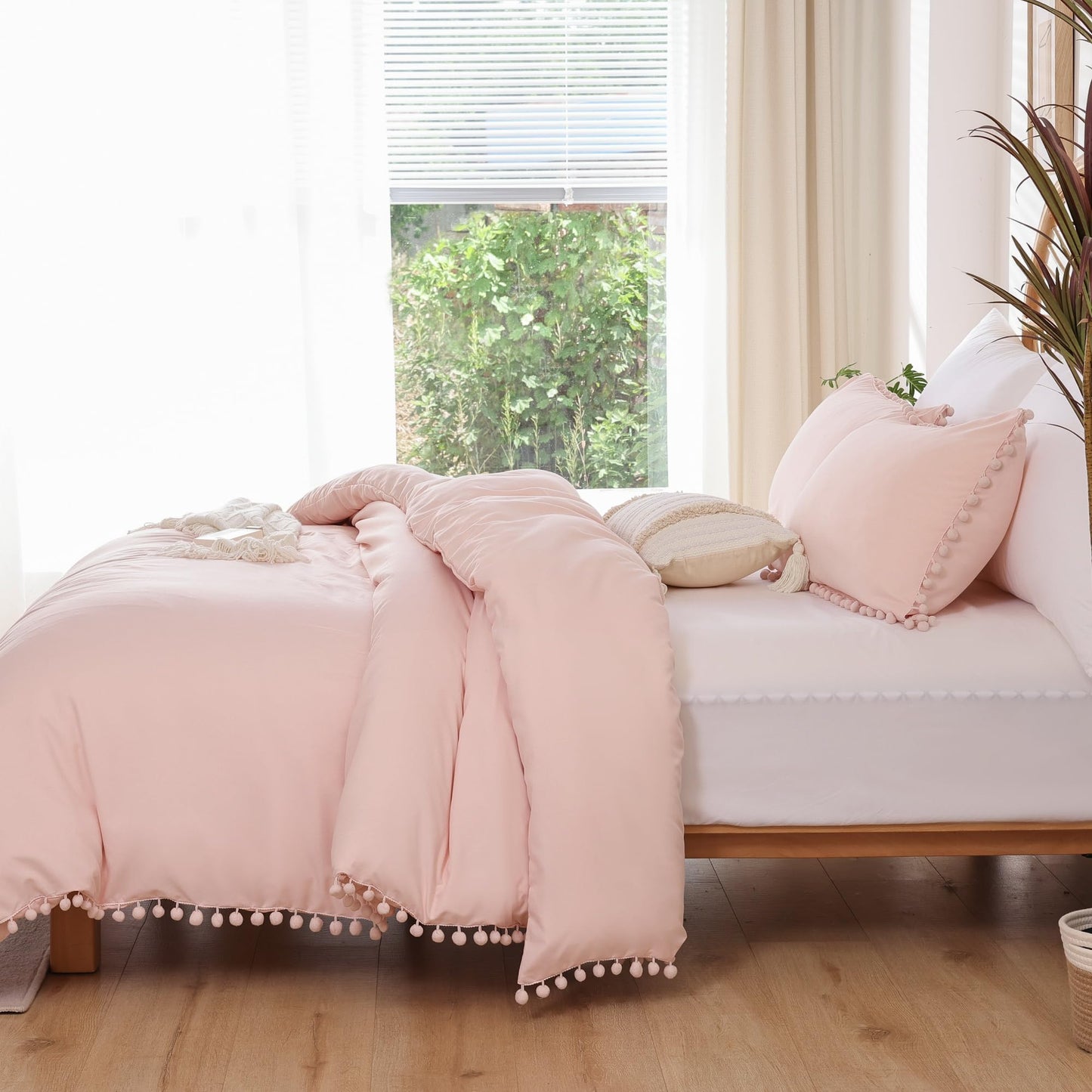 YIRDDEO Queen Comforter Set - Comforter Queen Size Sets with Ball Pom Fringe, Soft Bedding Set for All Seasons - 3 Pieces, 1 Comforter (90"x90") & 2 Pillow Shams (20"x26"), Blush