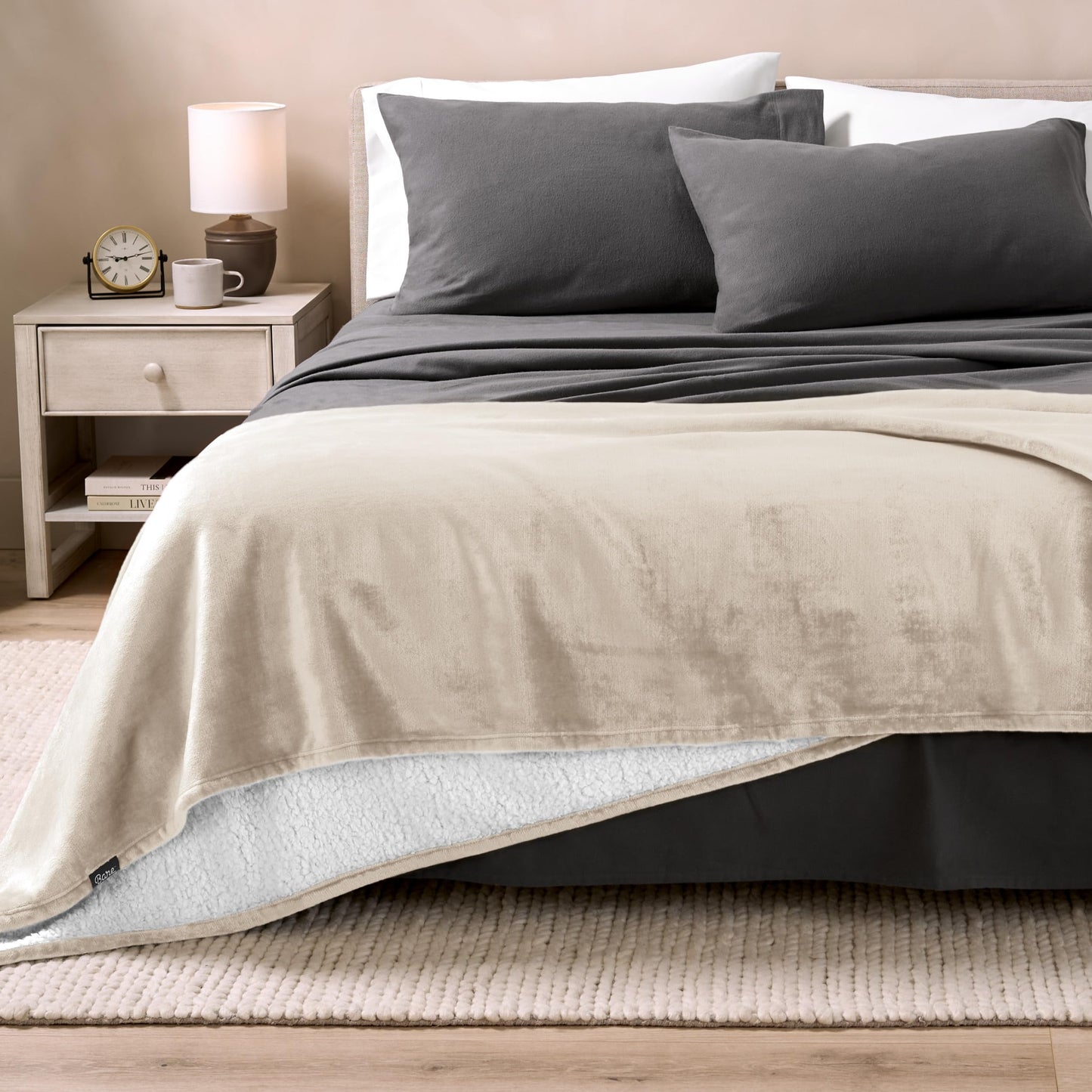 Bare Home Sherpa Fleece Blanket - Twin/Twin Extra Long - Blanket for Bed, Sofa, and Couch - Warm & Lightweight - Fluffy & Soft - Reversible (Twin/Twin XL, Oyster)