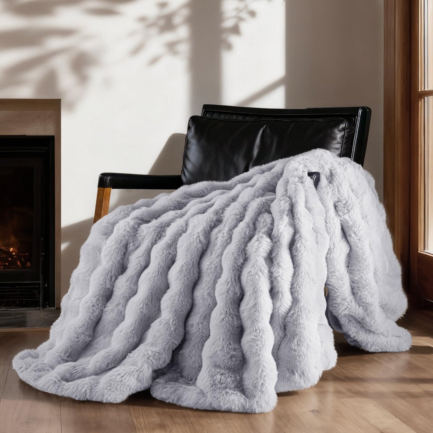 Exclusivo Mezcla Faux Fur Throw Blanket for Couch, Luxury Reversible 3D Rabbit Bubble Fuzzy Thick Sherpa Blankets for Winter, Plush Fleece Warm Cozy Bed Throw, 50x60 Inches, Light Grey