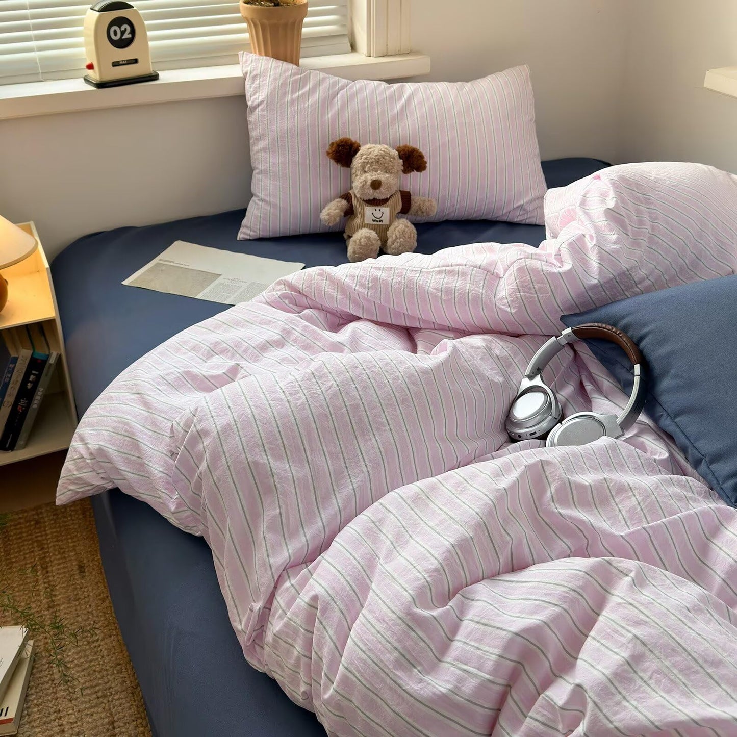 AMZTOP Pink Striped King Size Duvet Cover Set 3 Pcs,1 Duvet Cover and 2 Pillowcases,Soft Washed Microfiber Design Bed Set,Zipper Closure Comforter Covers King Size 104"×90"