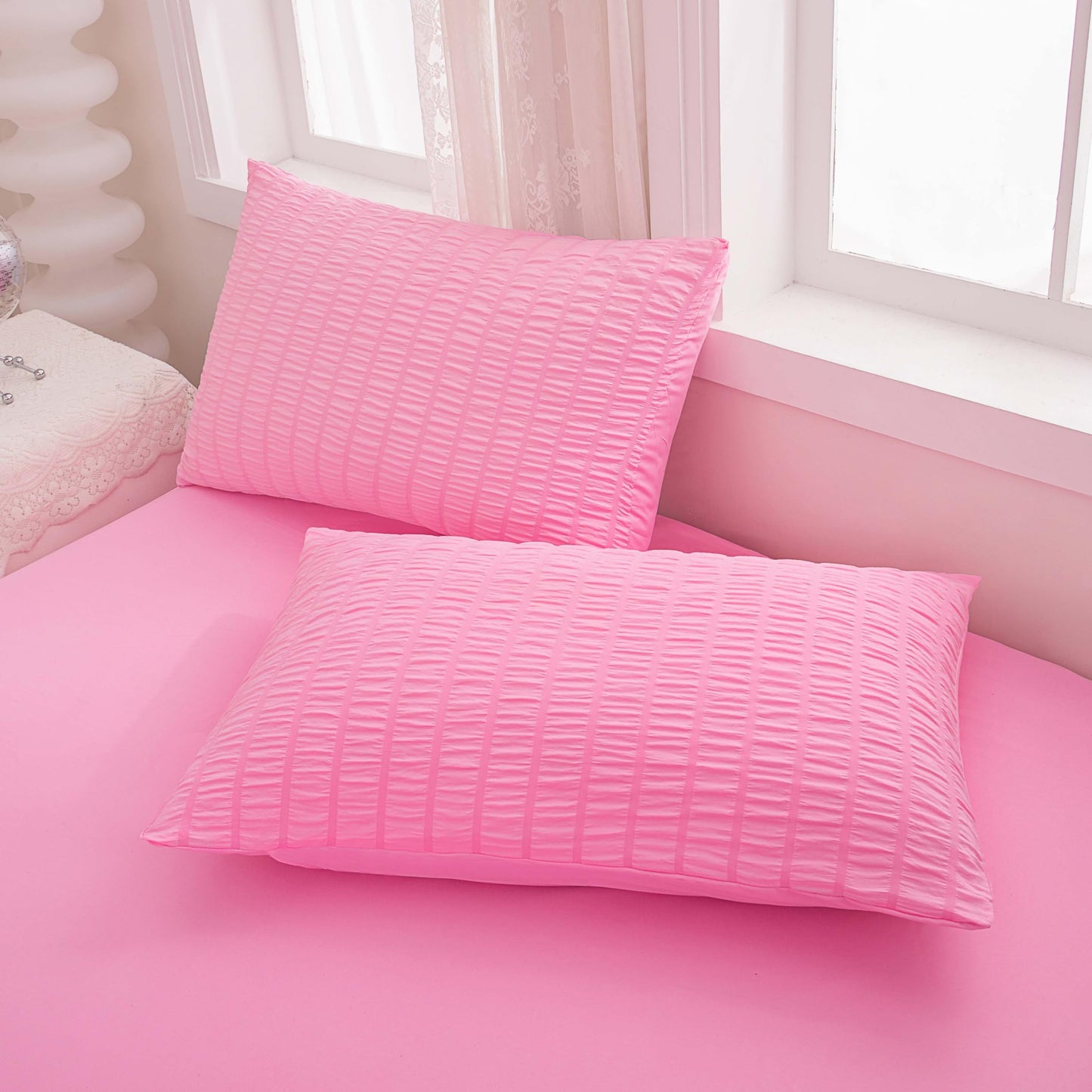 Yadangxiawa Twin Bed in a Bag Pink Seersucker Comforter Set 5-Pieces Microfiber Lightweight Comforter All Season Bedding Sets with Comforter,Flat Sheet,Fitted Sheet and Pillowcases