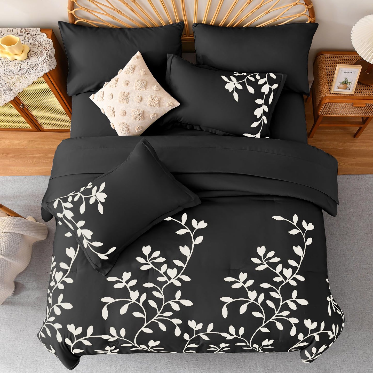 METAHOTS Queen Size Comforter Set - 7 Piece Floral Botanical on Black Queen Comforter Sets with Sheets and Pillows, Soft Lightweight Microfiber Bedding Set for All Season(90"X90")