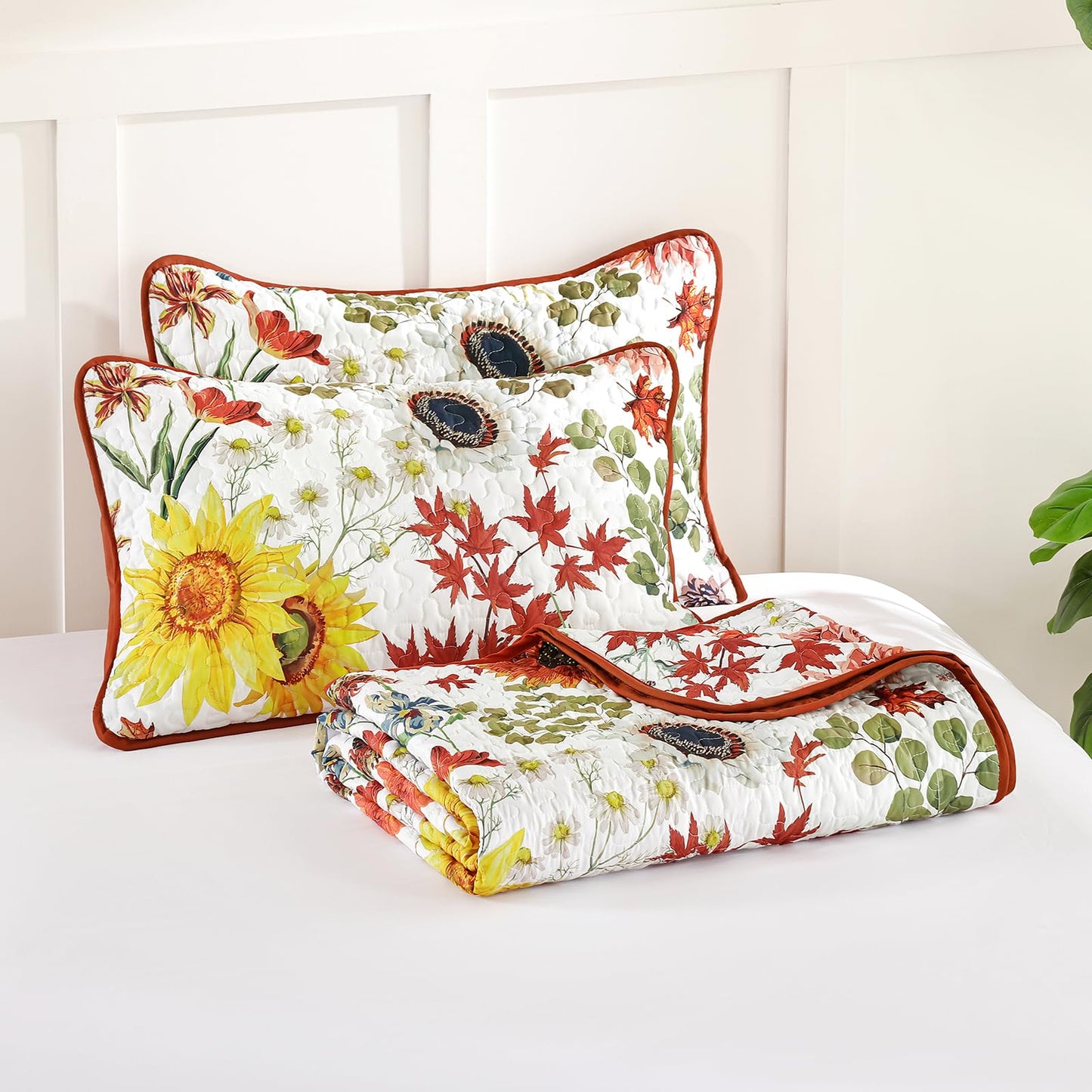 Yiran Fall Floral Quilt Set Queen Size, Orange Red Sunflower Botanical Bedspread Bedding Set, 3 Pieces Soft Lightweight Microfiber Coverlet with 2 Pillow Shams for All Season 96x90 Inch